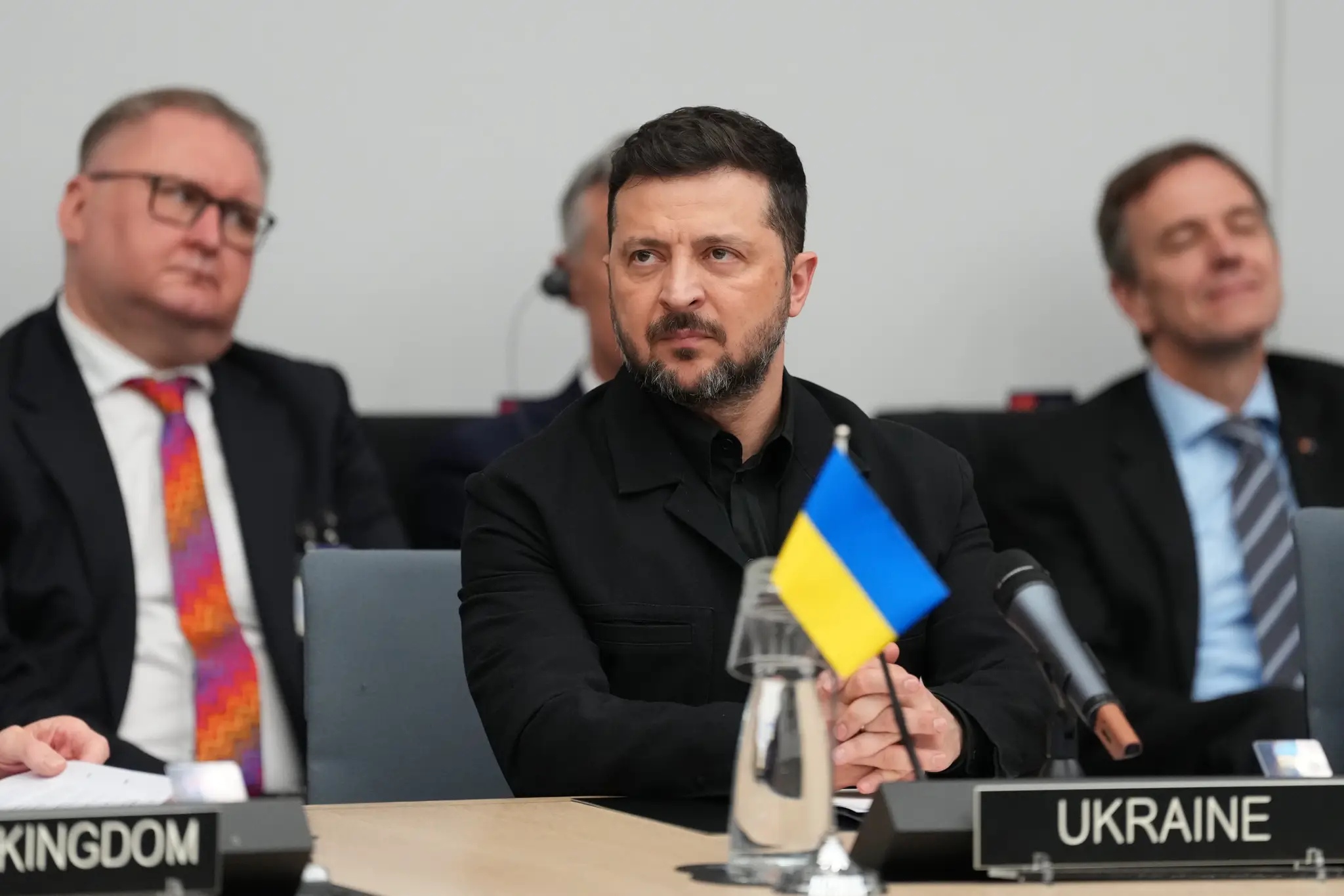Ukrajinský prezident Volodymyr Zelenskyj počas rokovania ministrov obrany členských krajín NATO v sídle NATO.