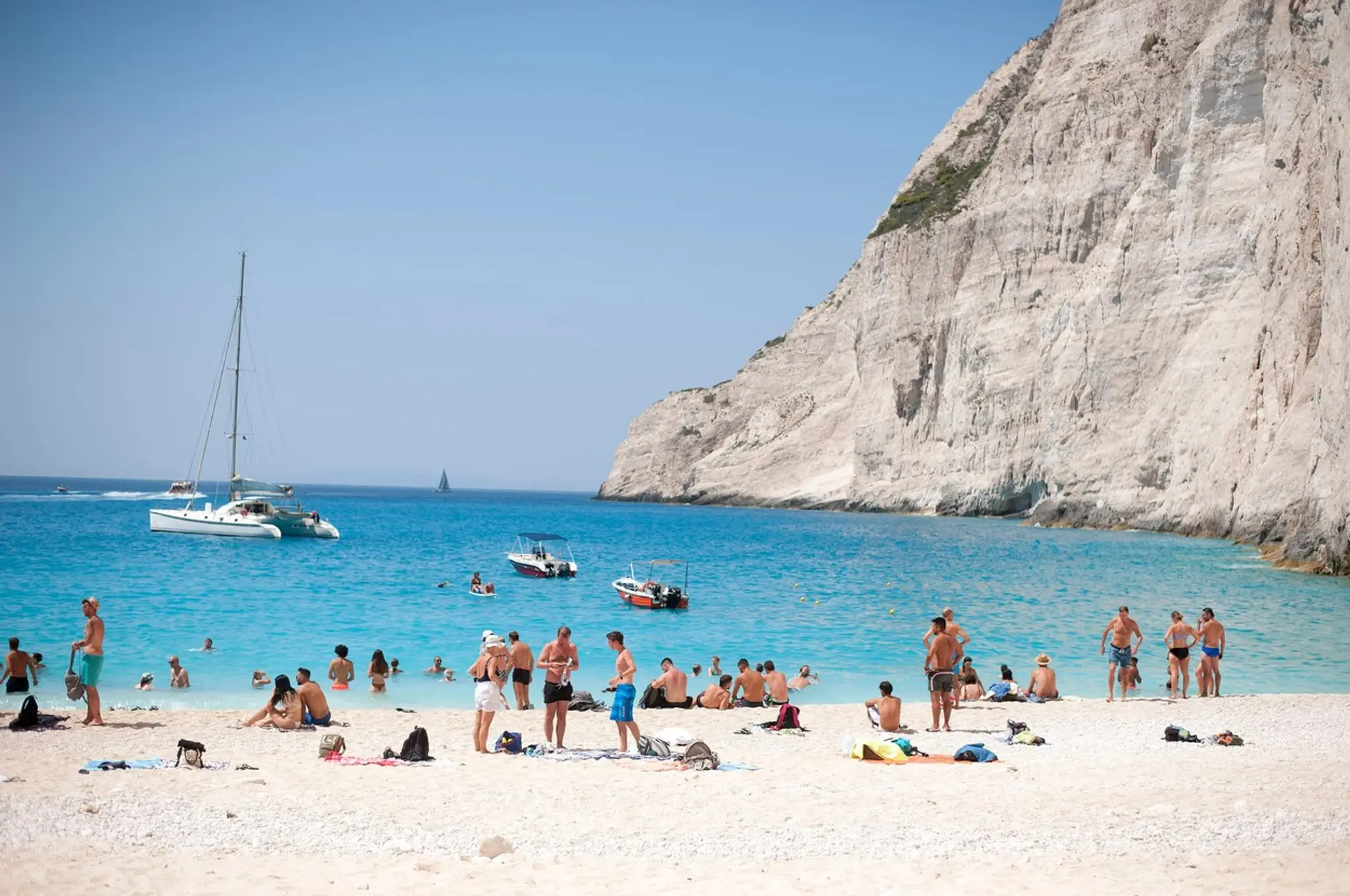 Pláž Navagio na ostrove Zakynthos.