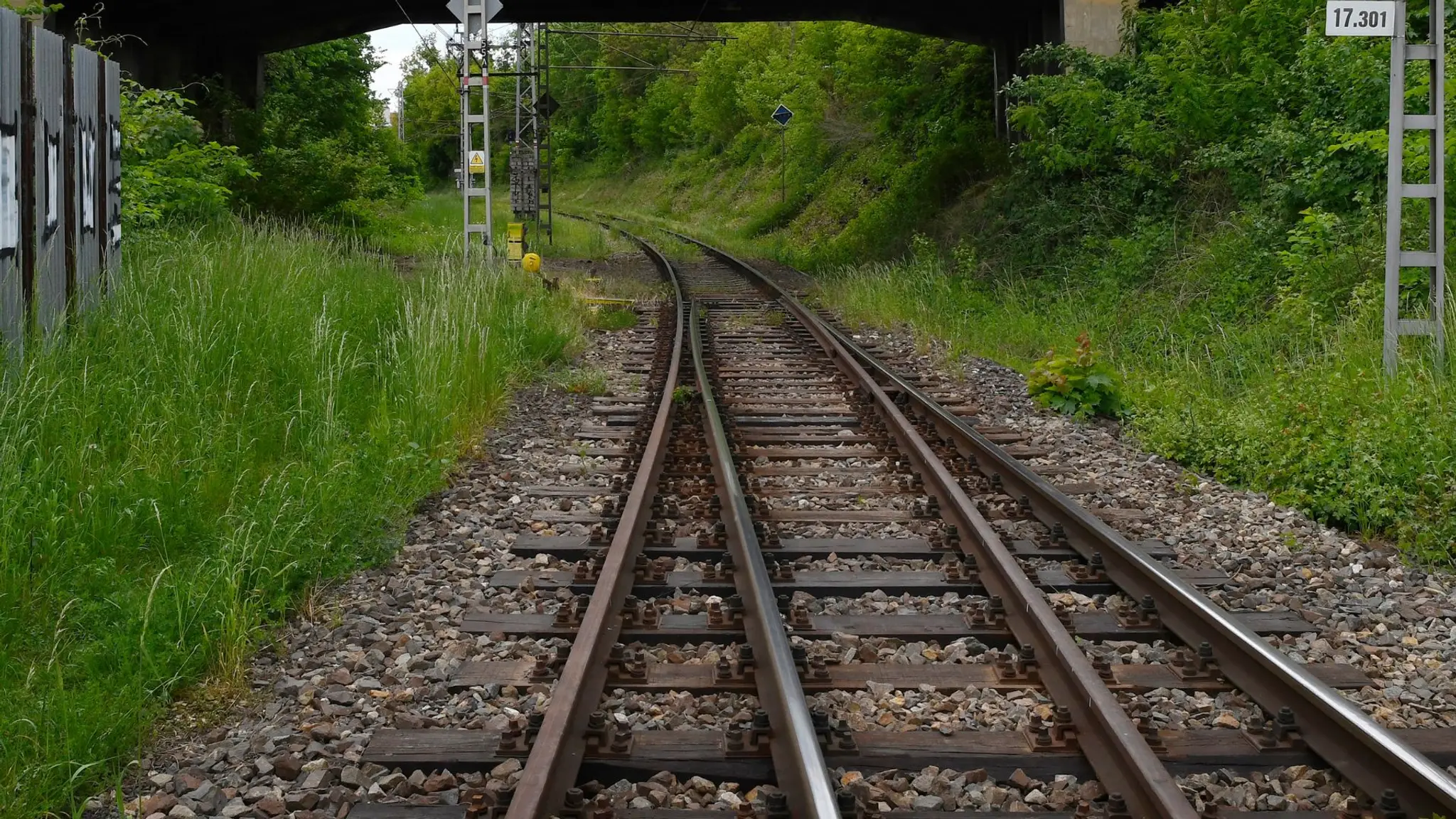 Trať