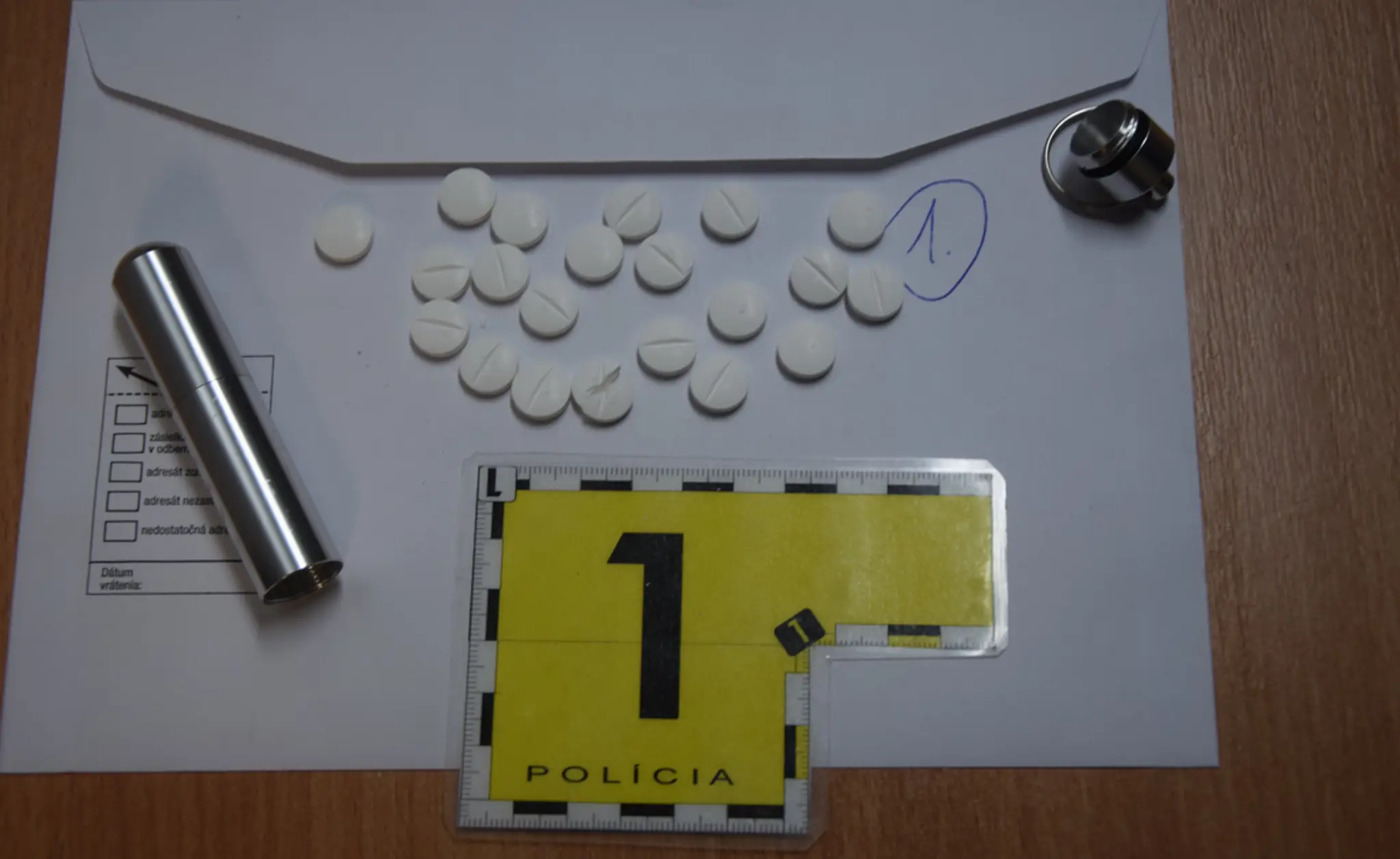 Na snímke lieky, ktoré pašovali odsúdeným do väznice v Leopoldove.