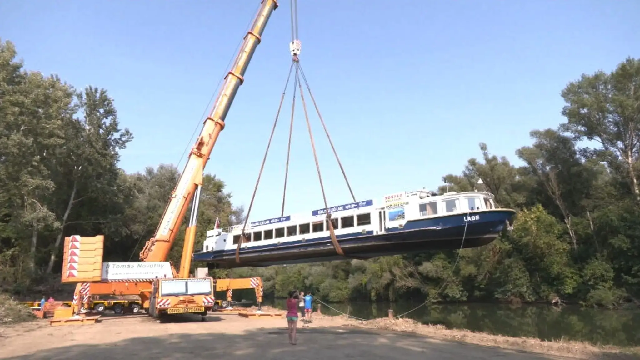 Loď Labe dorazila na Zemplín. 