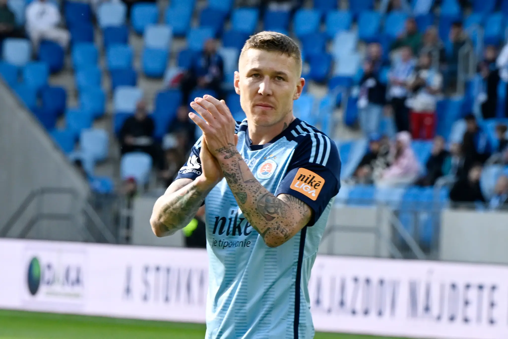Na snímke Juraj Kucka (Slovan) sa lúči s hráčskou kariérou