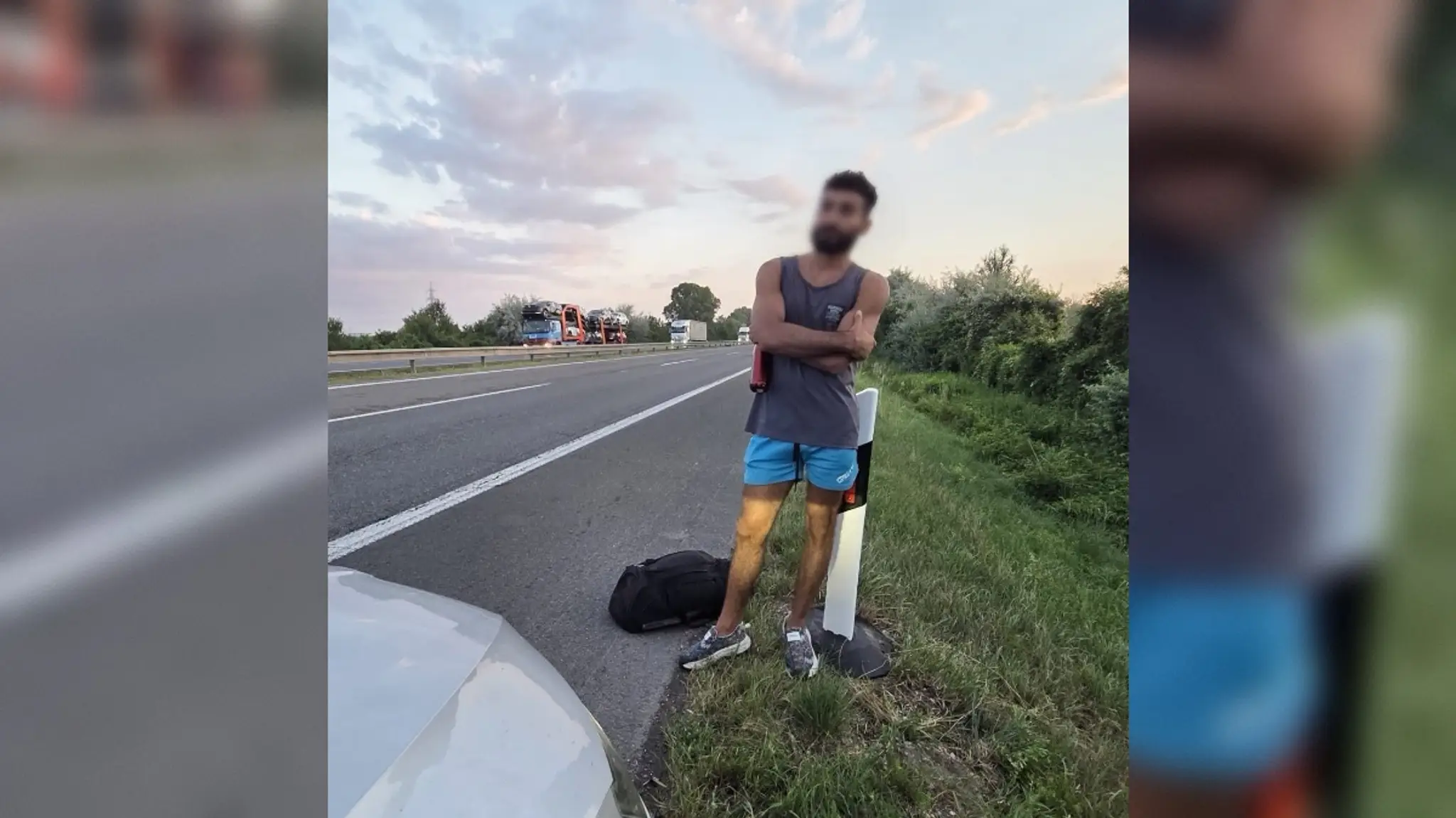 Kráčal popri diaľnici, aj napriek pokute. 