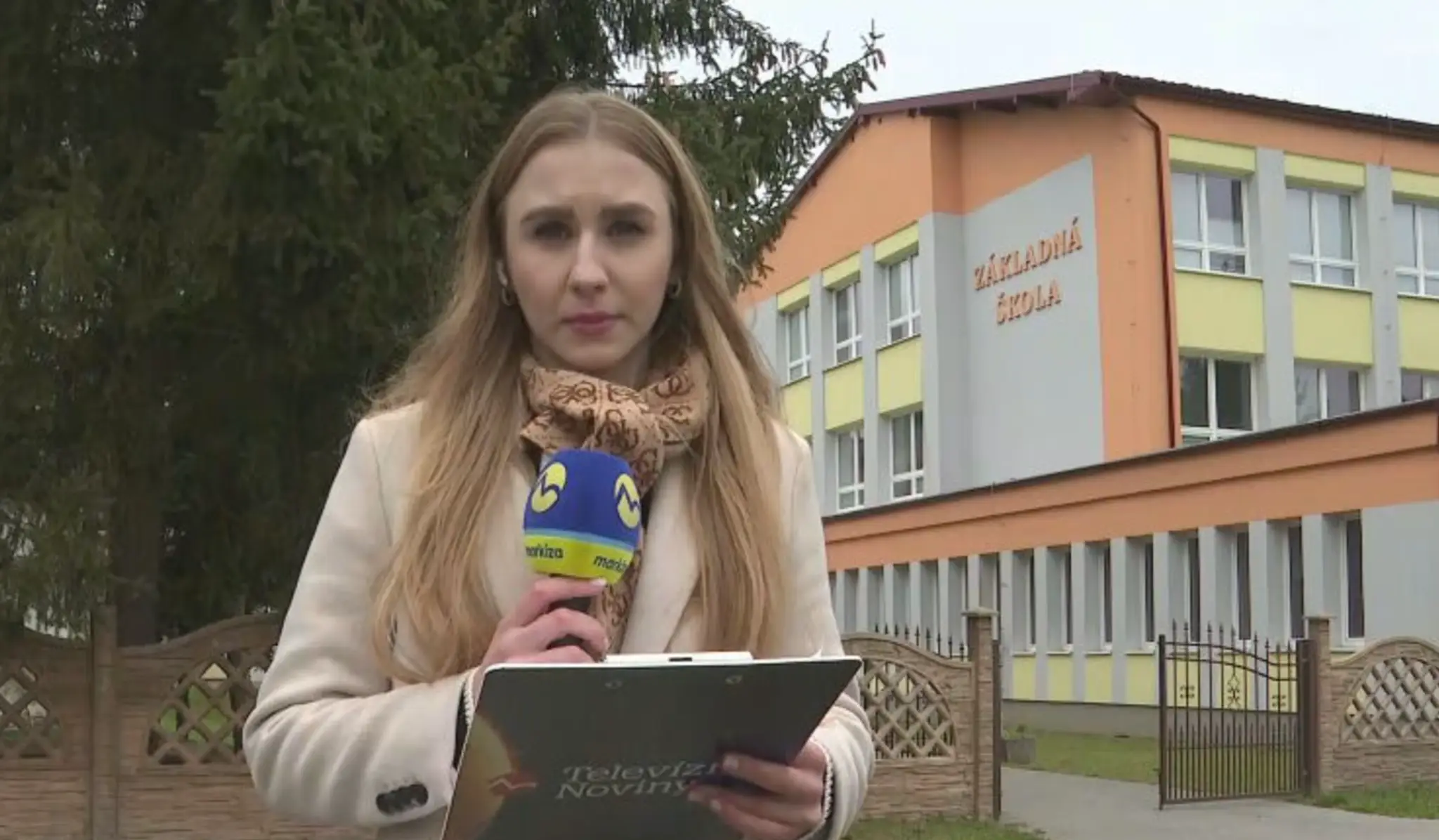 Škola v Holčíkovciach 