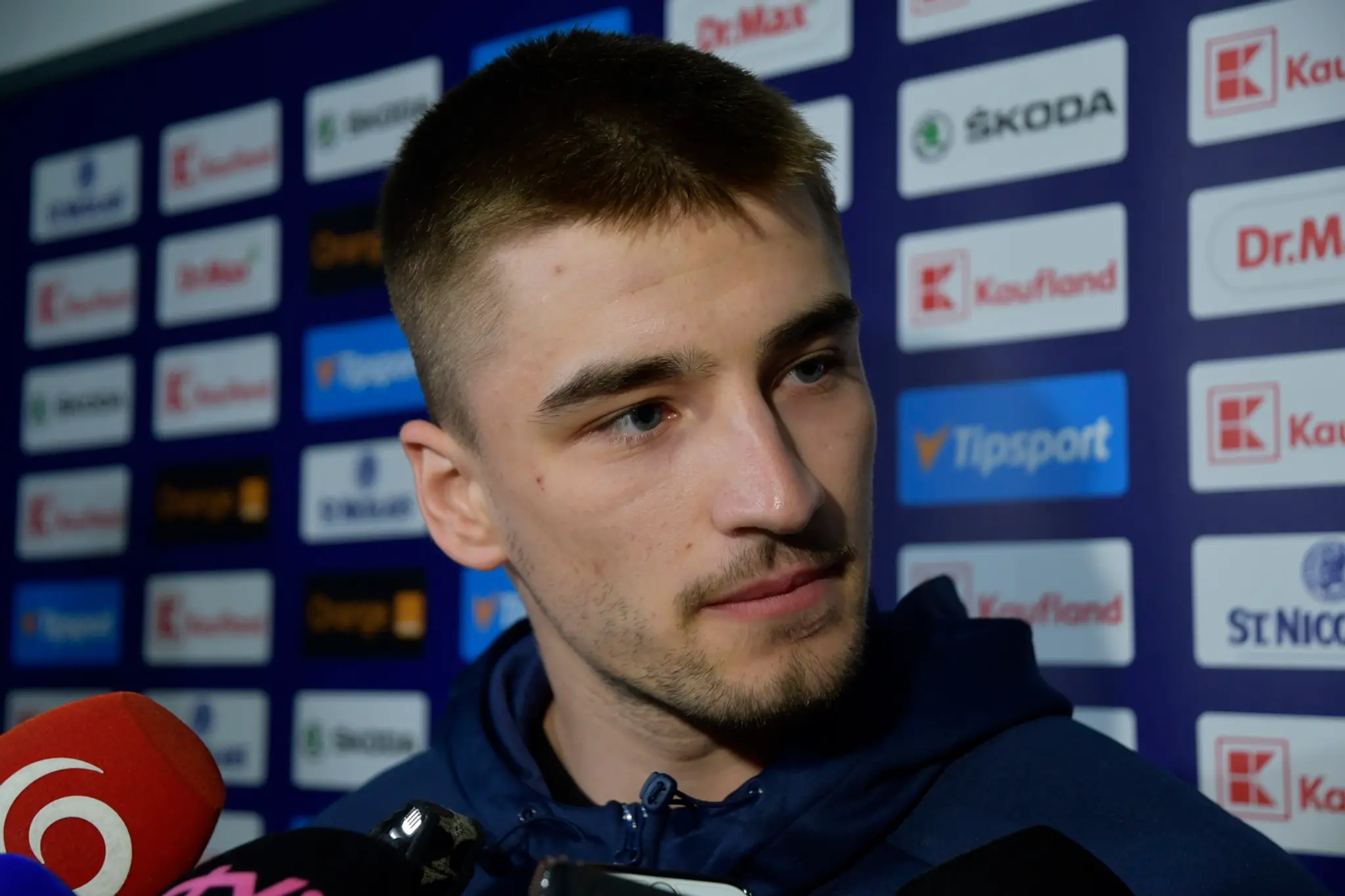 Útočník Róbert Lantoši na zraze reprezentácie počas prípravy pred MS.