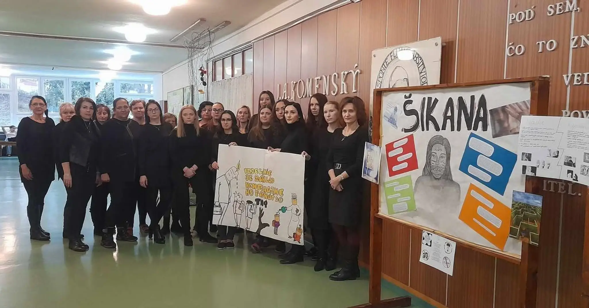 ZŠ s MŠ Prakovce.