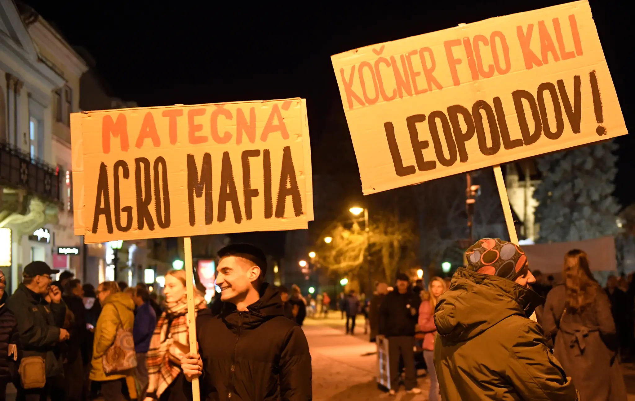 Protestné pochody Za slušné Slovensko naprieč Slovenskom