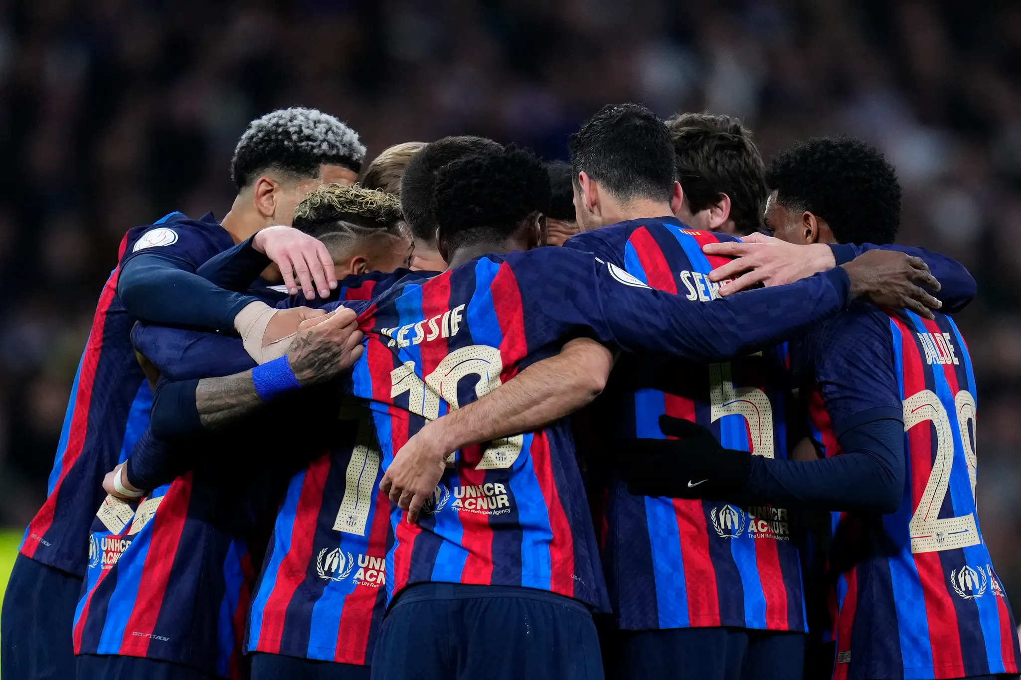 Barcelona má nakročené do finále