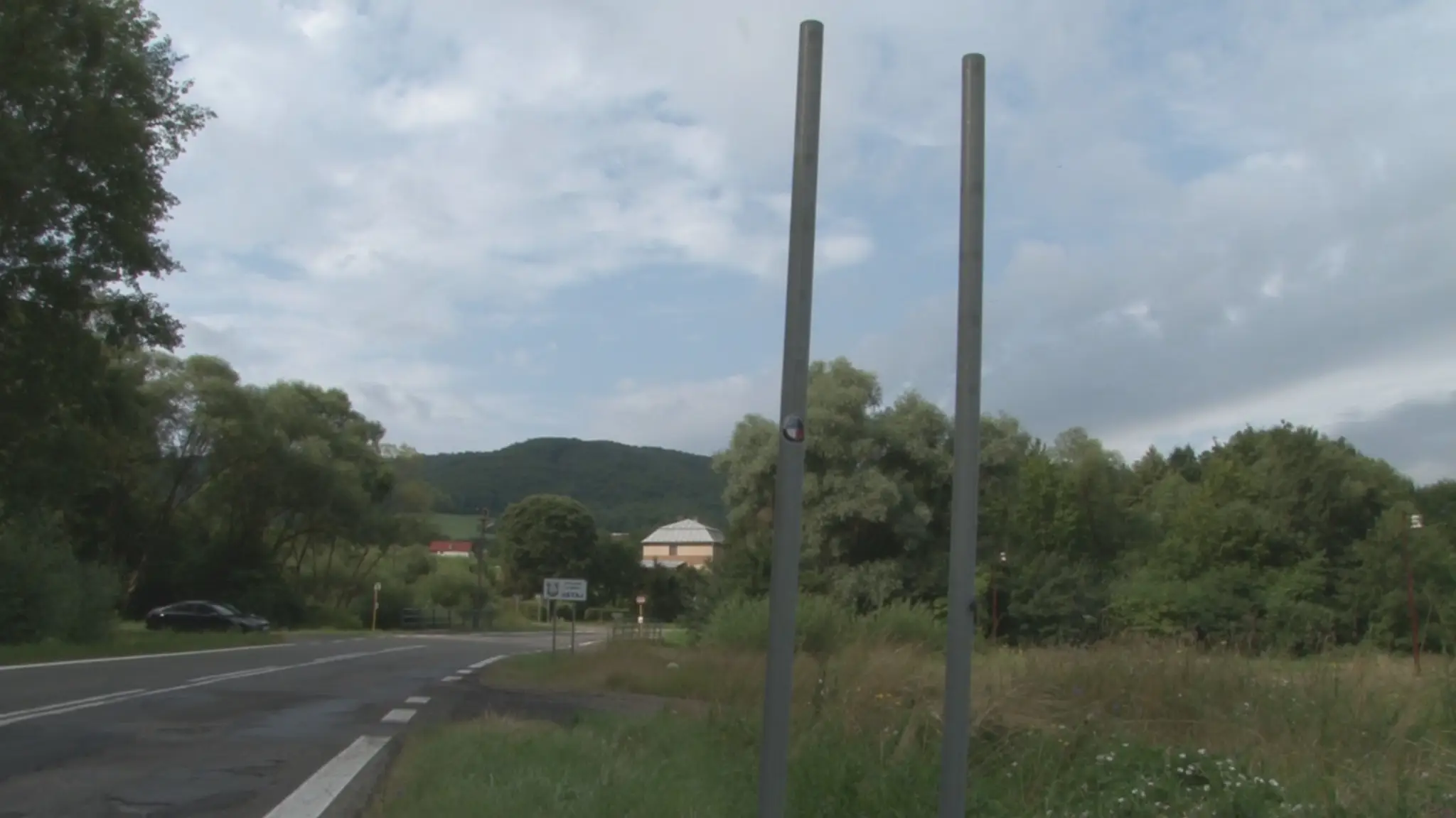 Dopravnú značku ukradli.