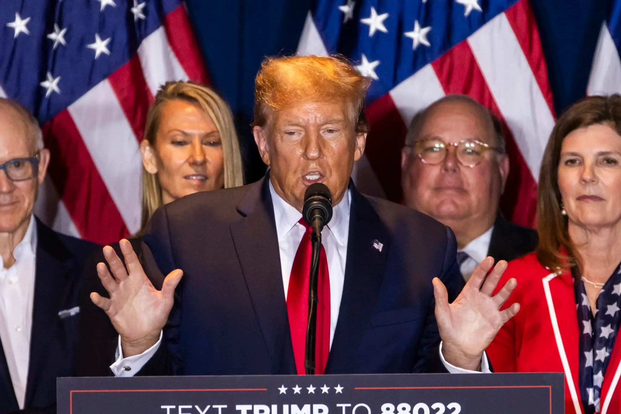 Donald Trump reční po víťazstve v primárkach v Južnej Karolíne.