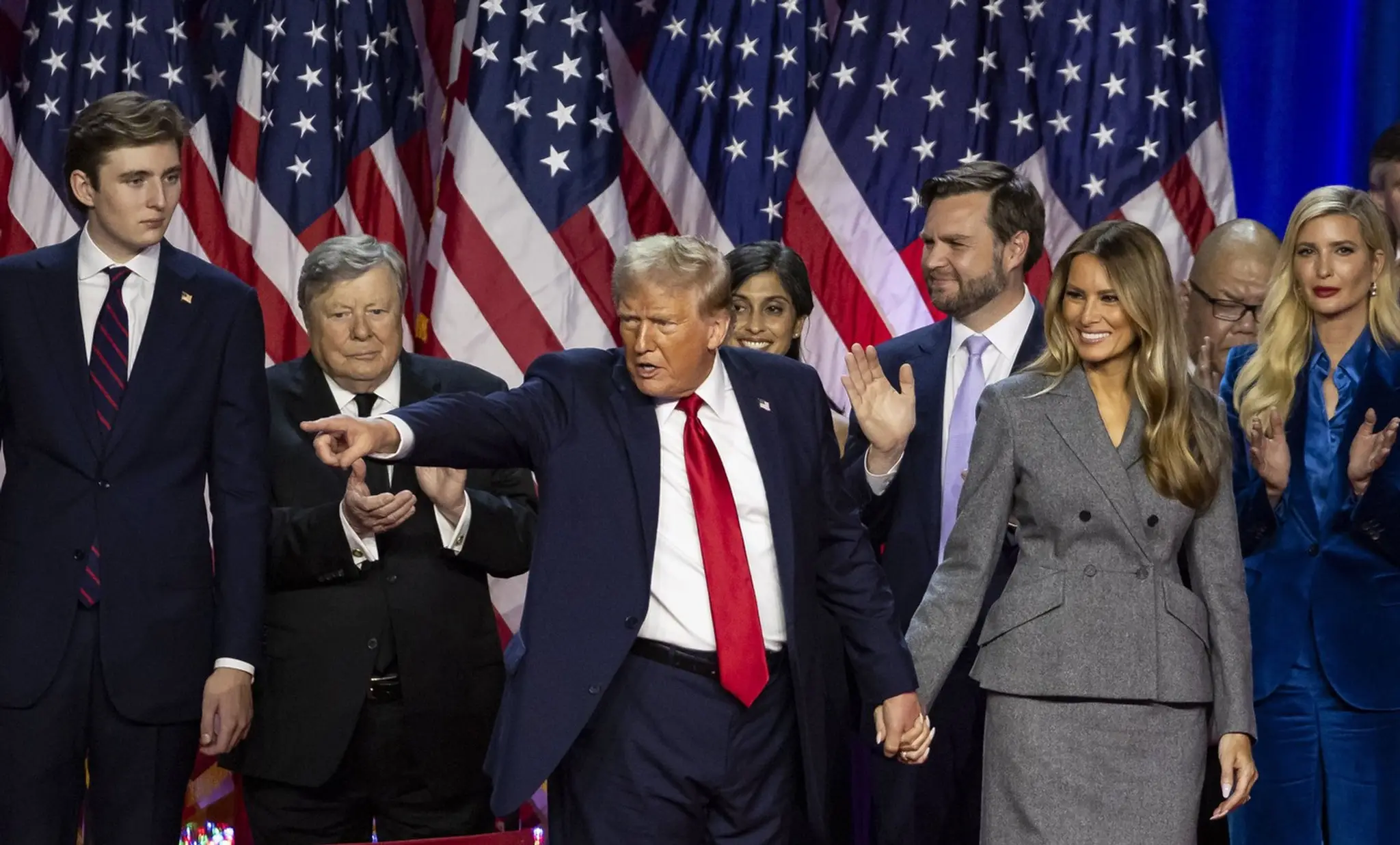 Donald Trump s rodinou počas volebnej noci.