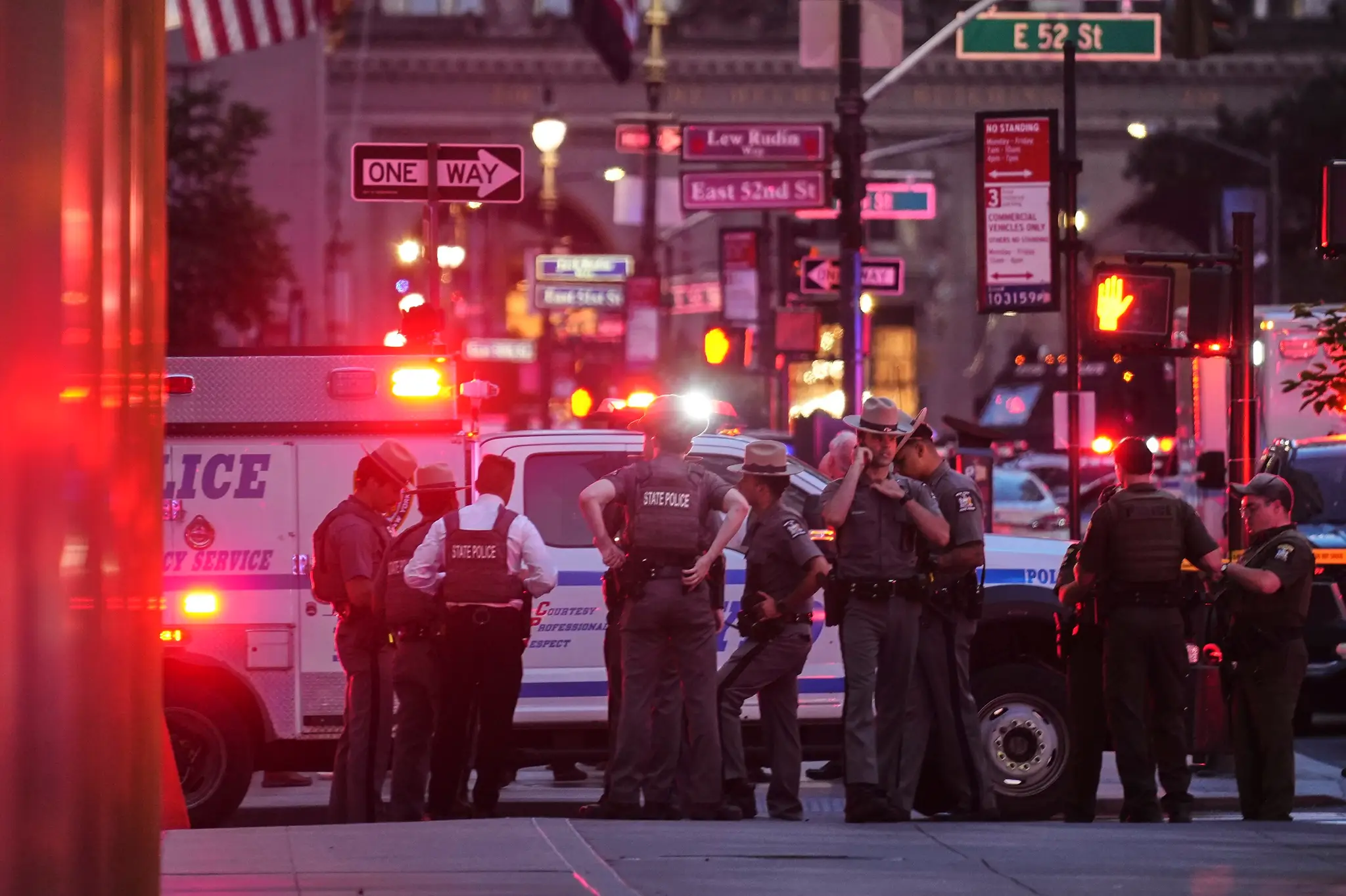 Krvavý útok v kancelárii v New Yorku: Strelec zabil štyroch ľudí