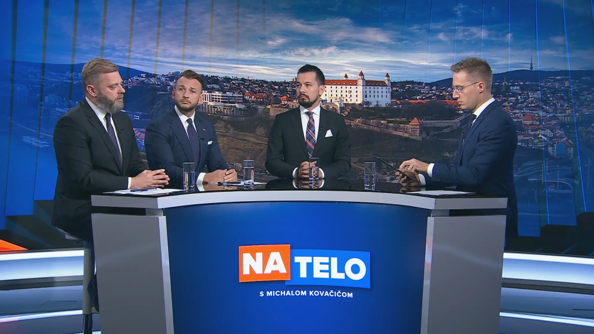 Na telo s Jurajom Krúpom, Matúšom Šutajom Eštokom a Jurajom Šeligom.