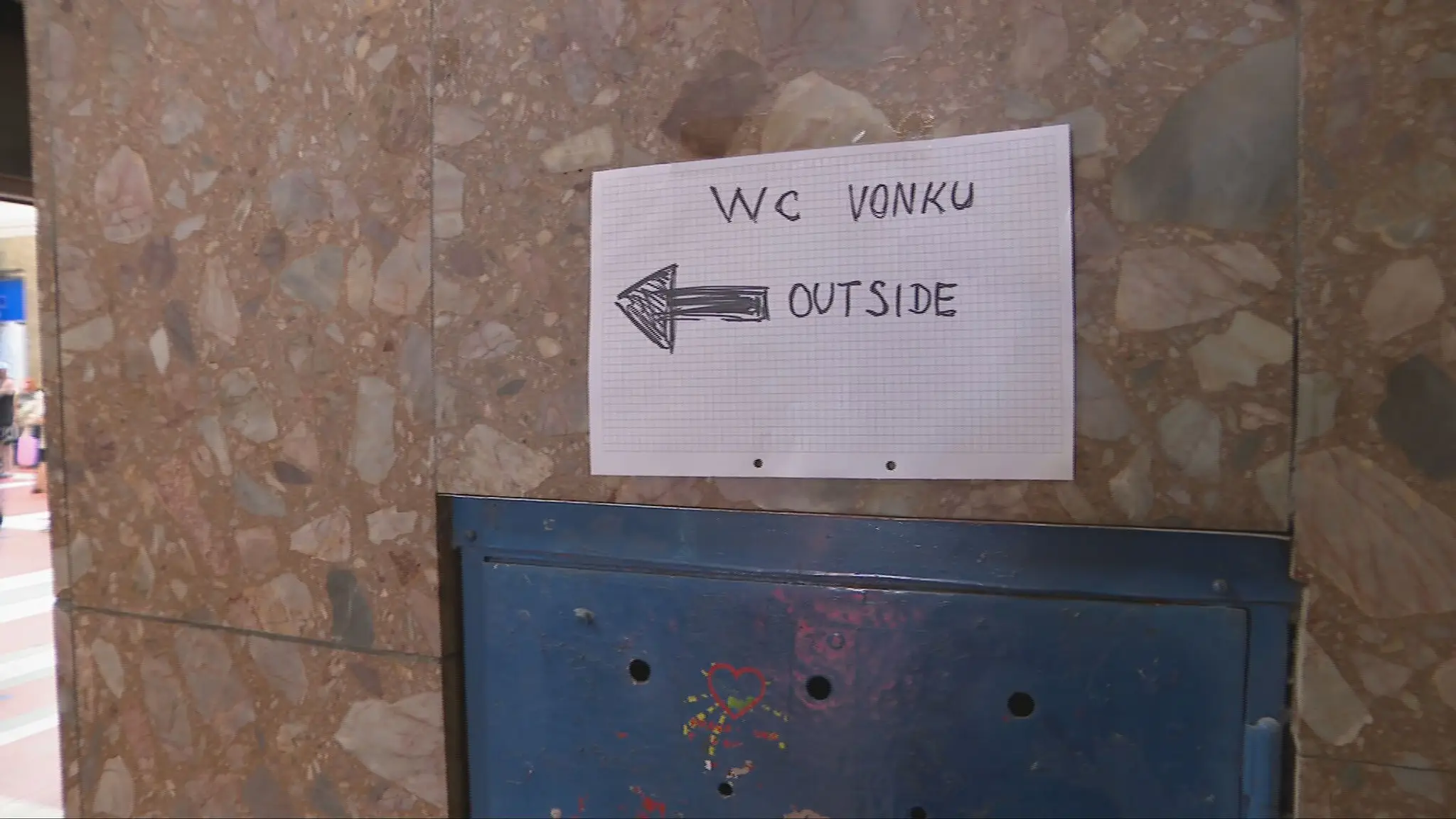 Oznam na bratislavskej stanici