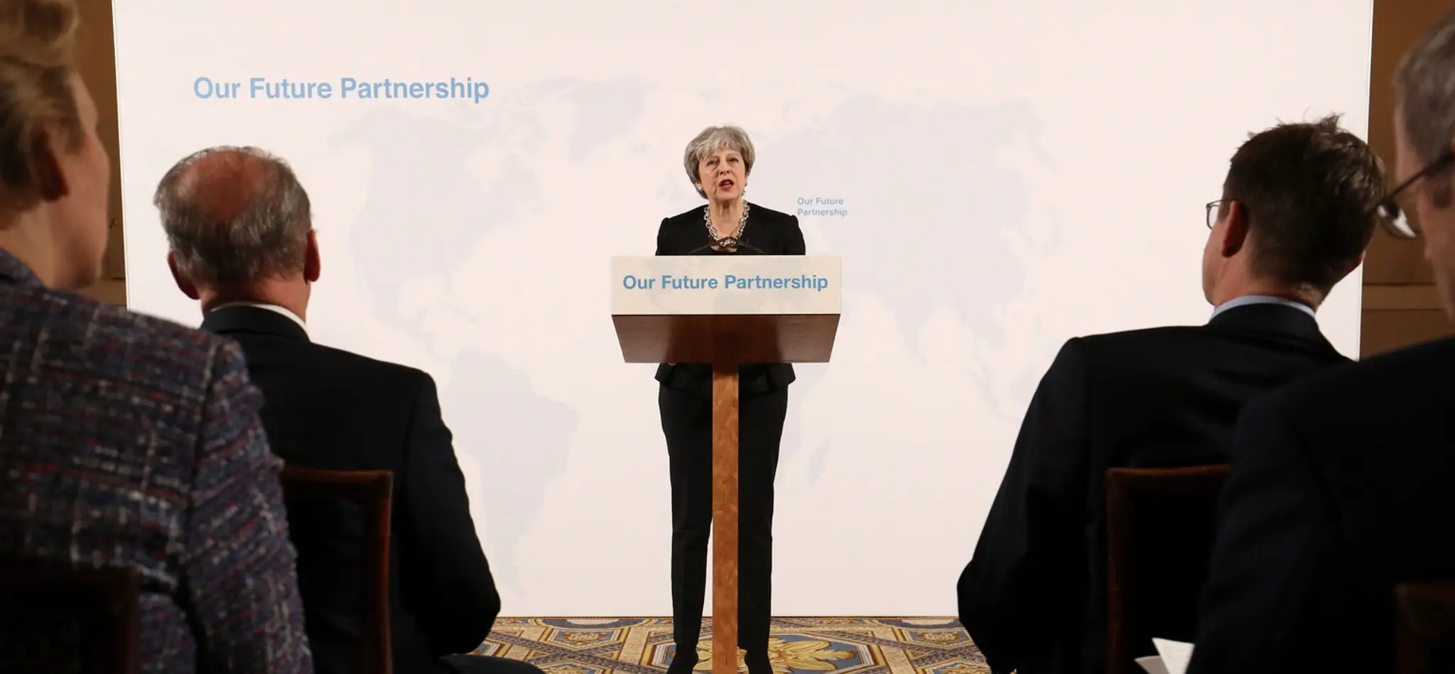 Britská premiérka Theresa Mayová vystúpila s prejavom, v ktorom načrtla, ako si jej vláda predstavuje vzťahy s EÚ po brexite.