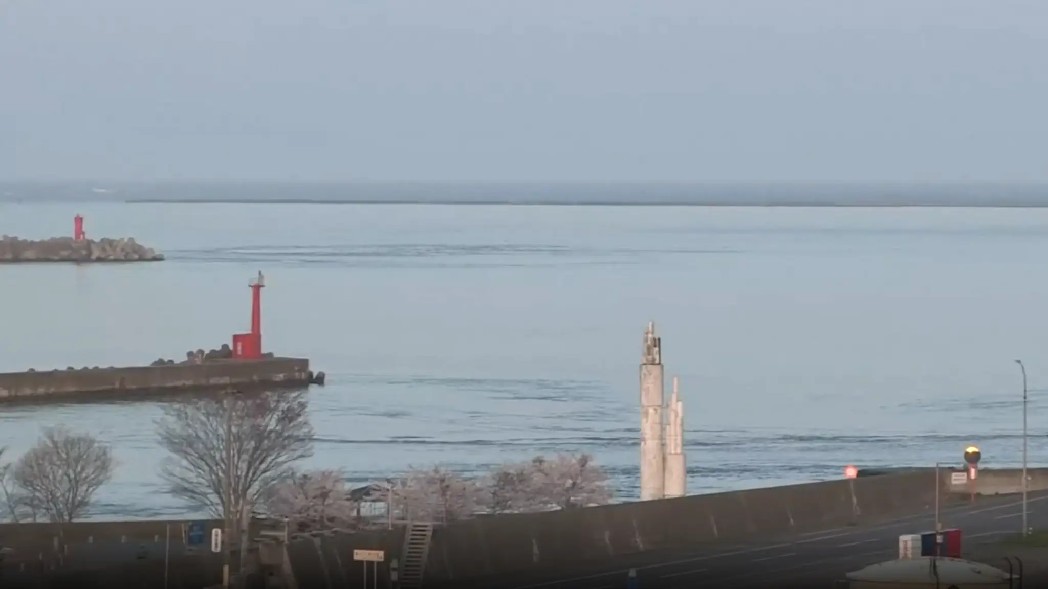 Japonské pobrežie po zemetrasení