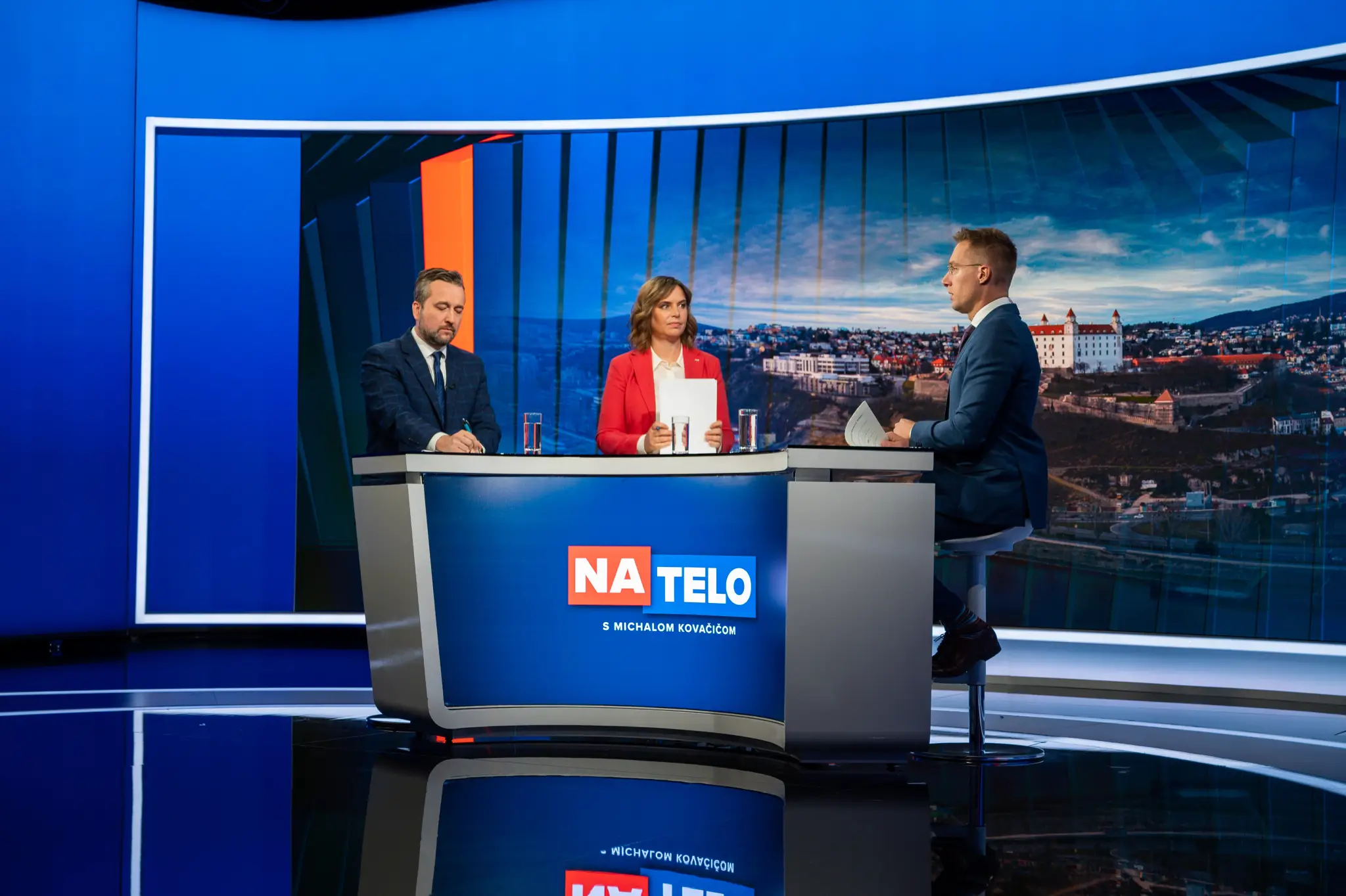 Ľuboš Blaha a Veronika Remišováv Na telo