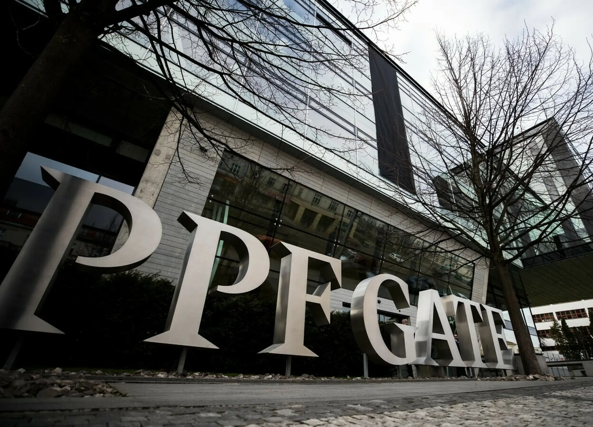 Spoločnsoť PPF pôvodne patriaca Petrovi Kellnerovi
