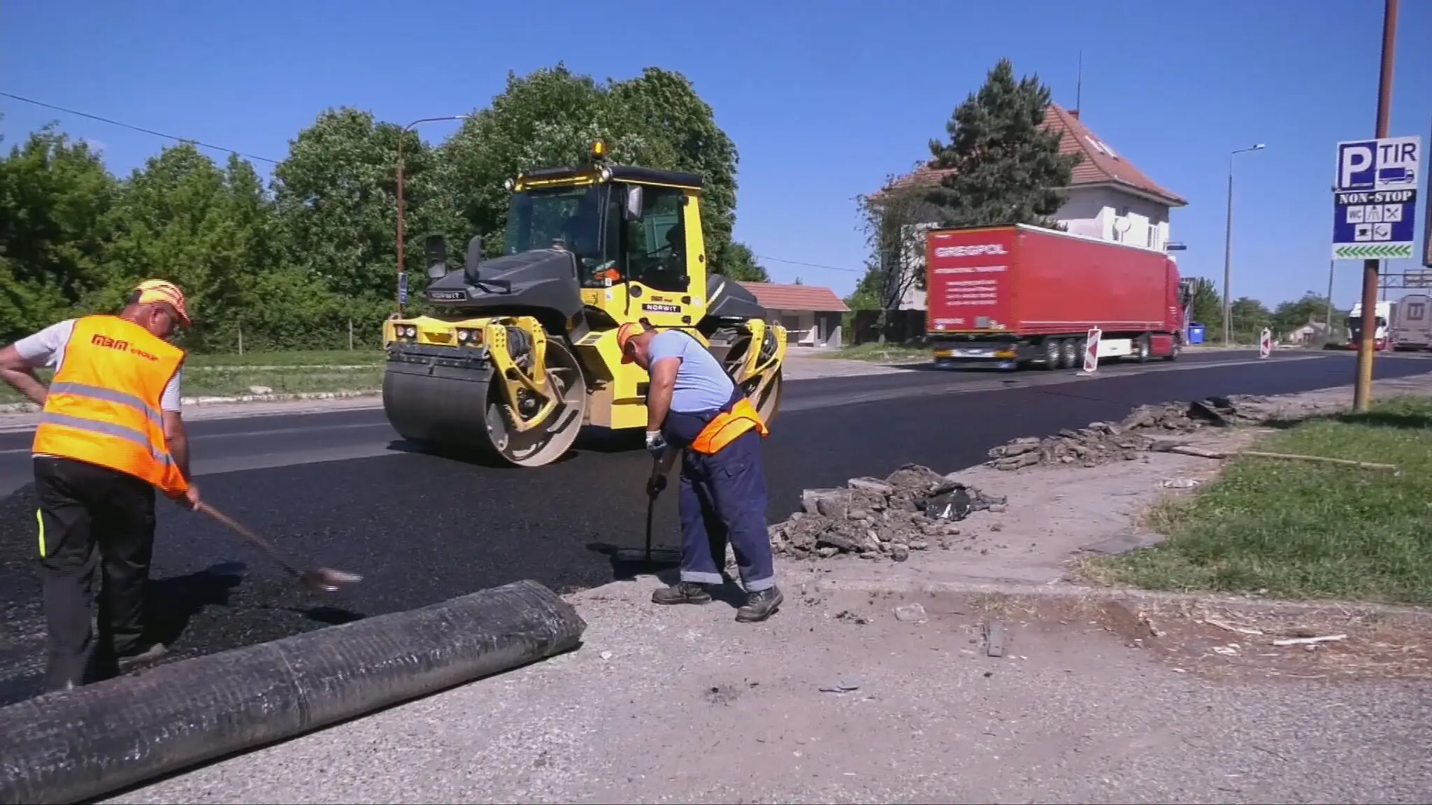 Rekonštrukcia cesty v Šahách