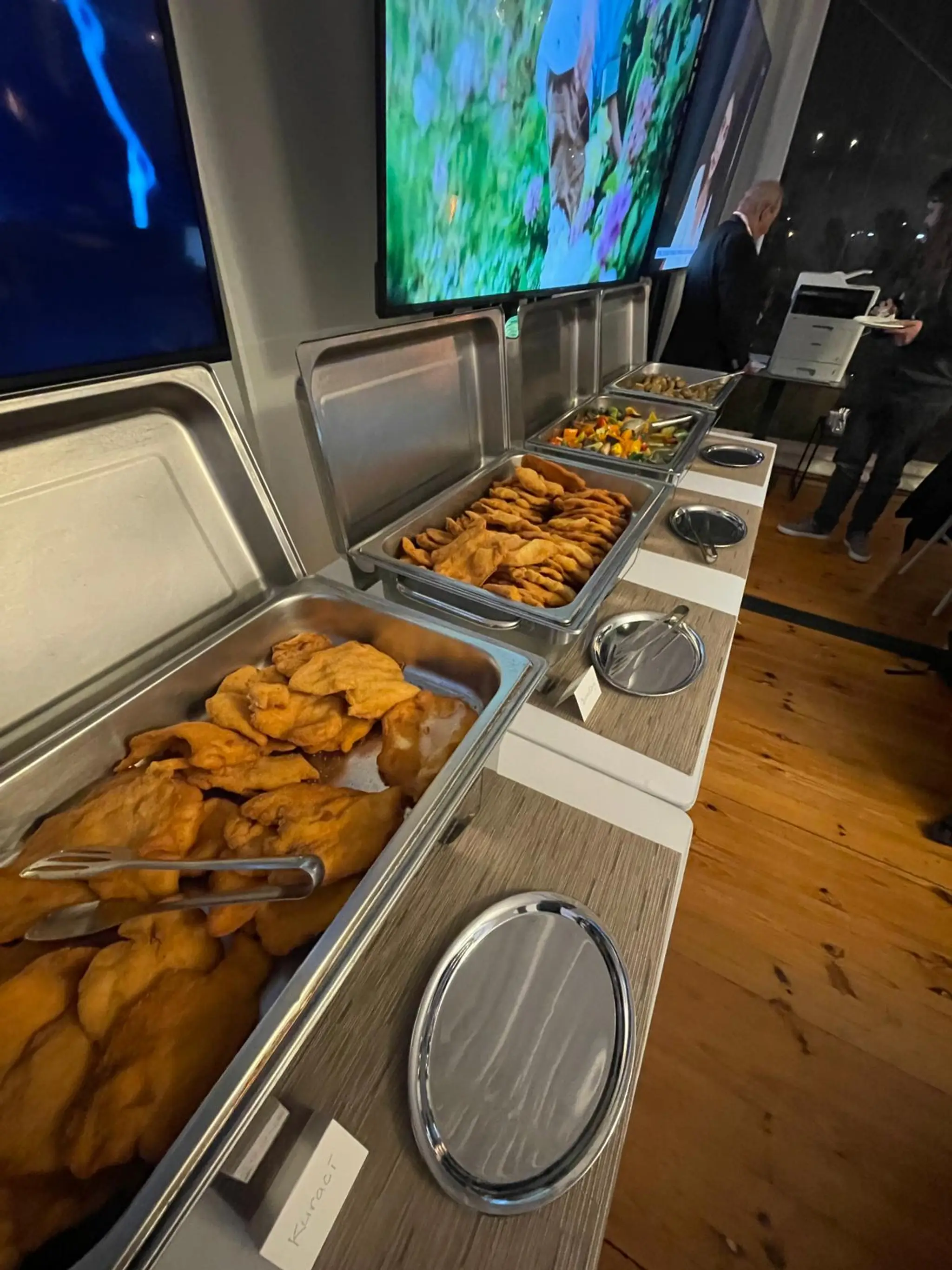 Catering v centrále Petra Pellegriniho
