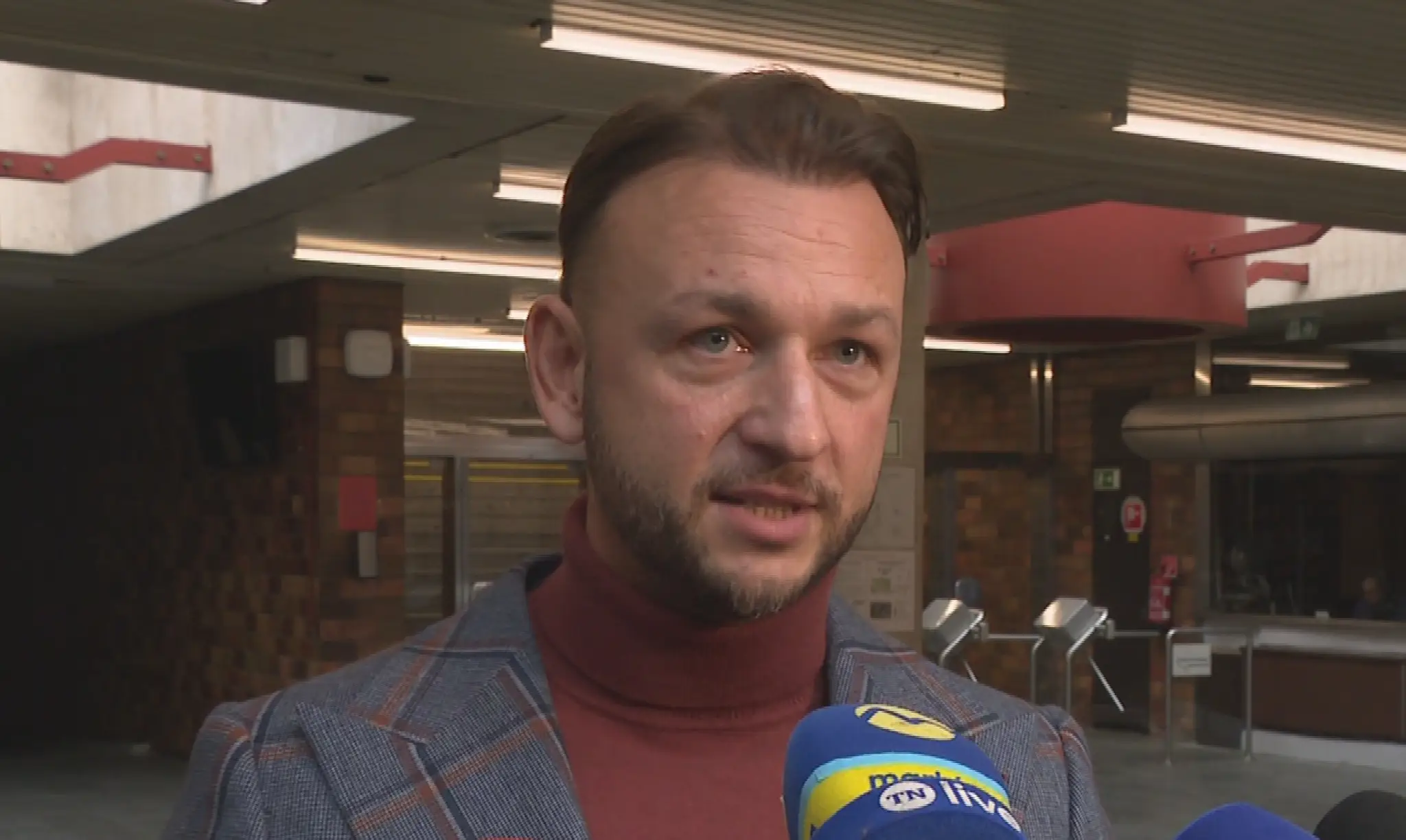 Matúš Šutaj Eštok.