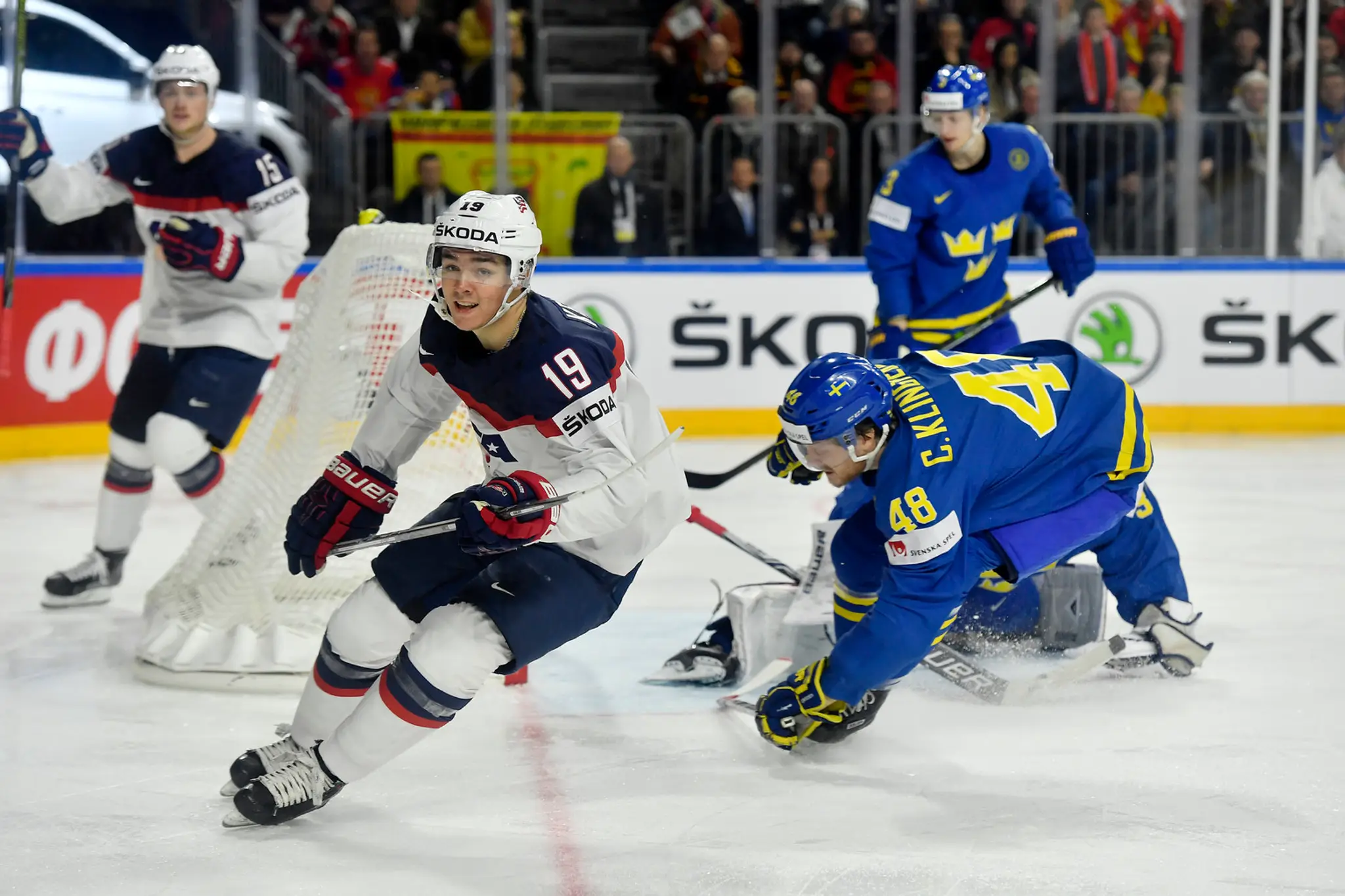 Clayton Keller krátko po skórovaní v zápase USA so Švédskom.