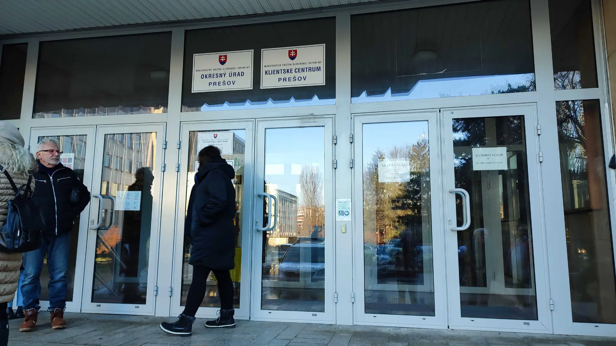 Klientske centrum pre bombovú hrozbu evakuovali.