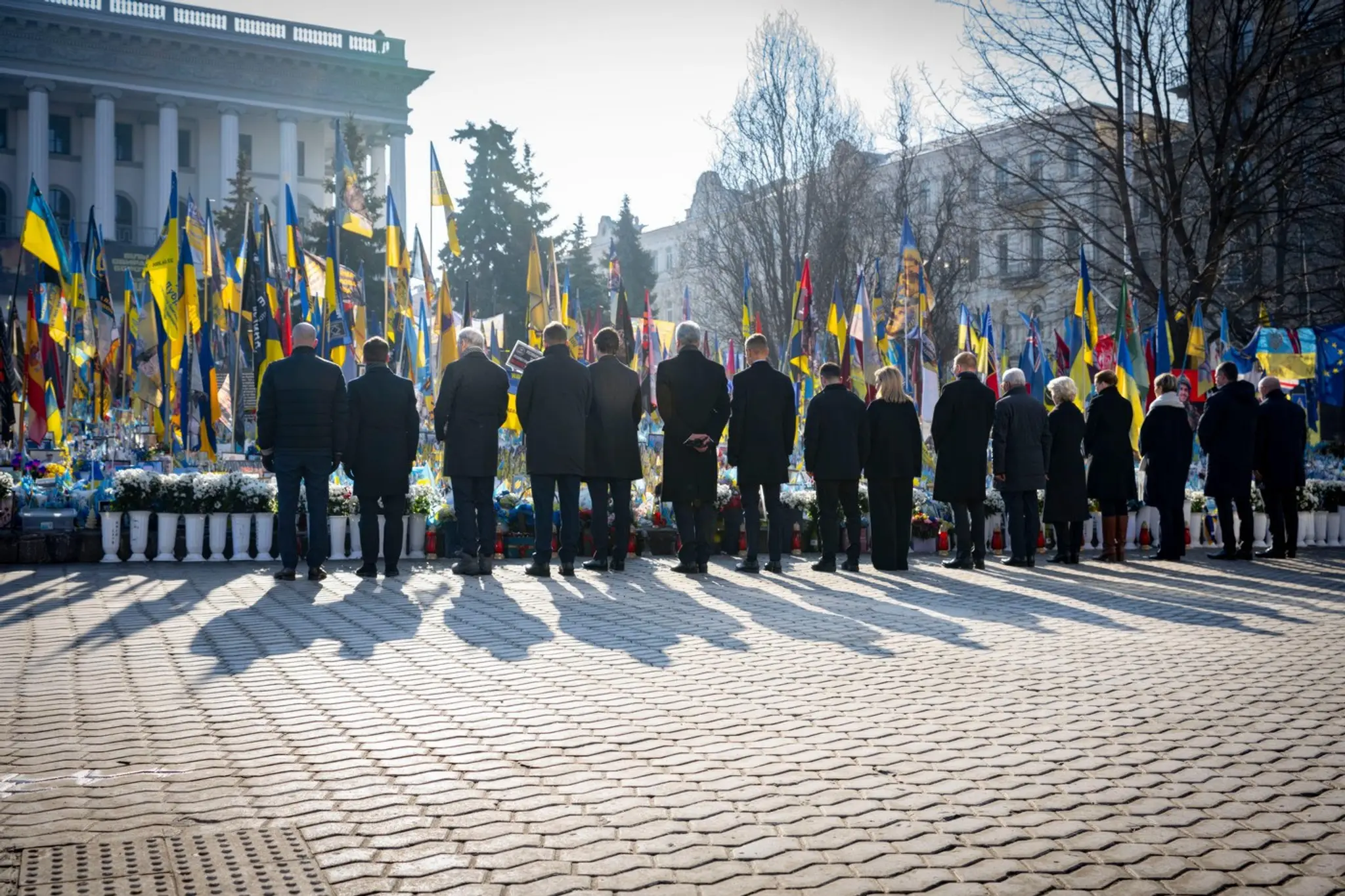 Lídri slobodného sveta si v Kyjeve uctili obete vojny na Ukrajine.
