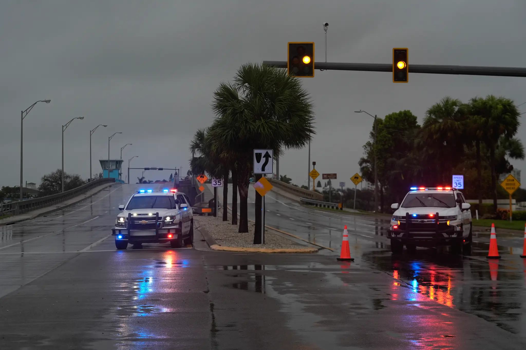 Florida sa pripravuje na príchod hurikánu Milton