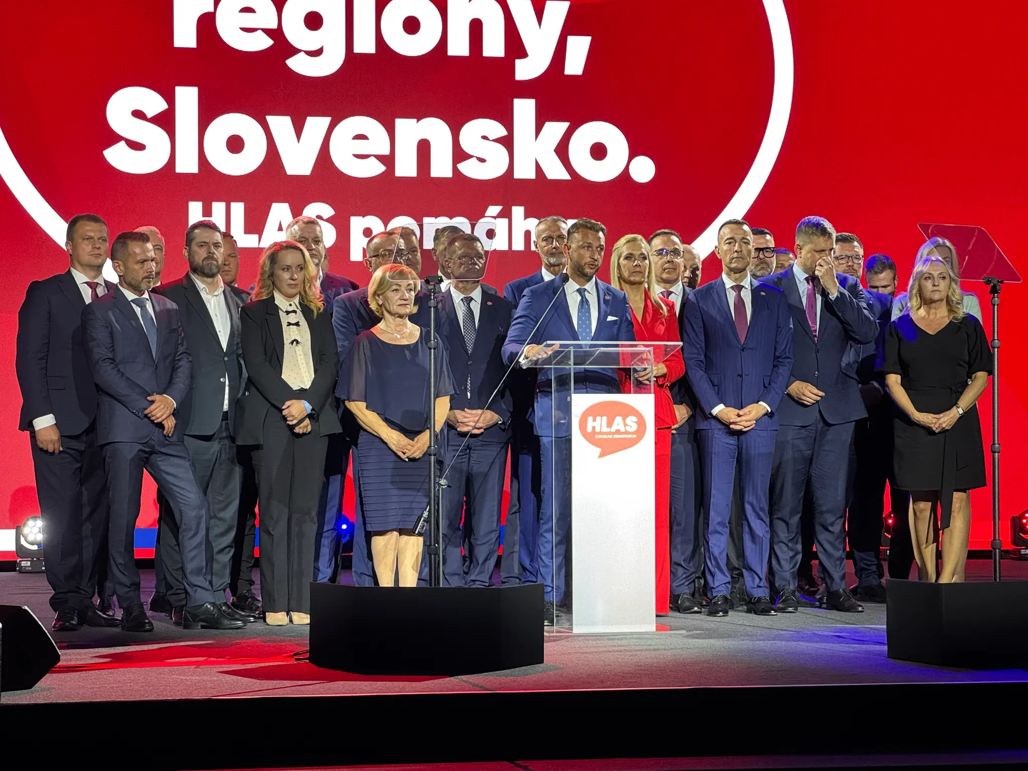 Vedenie strany Hlas-SD na tlačovej konferencii po sneme.