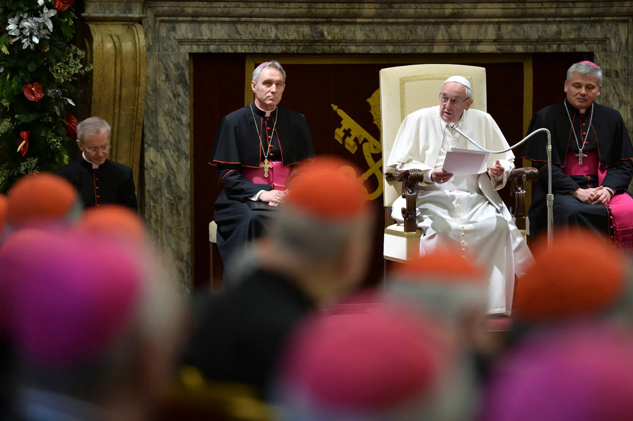 Vatican_Pope129921310840.jpg