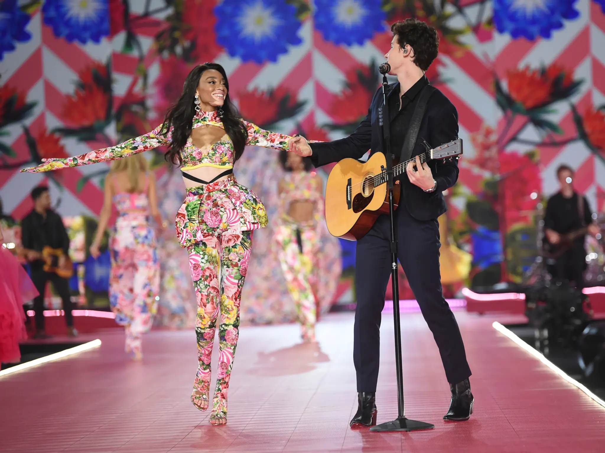 Winnie Harlow, Shawn Mendes 