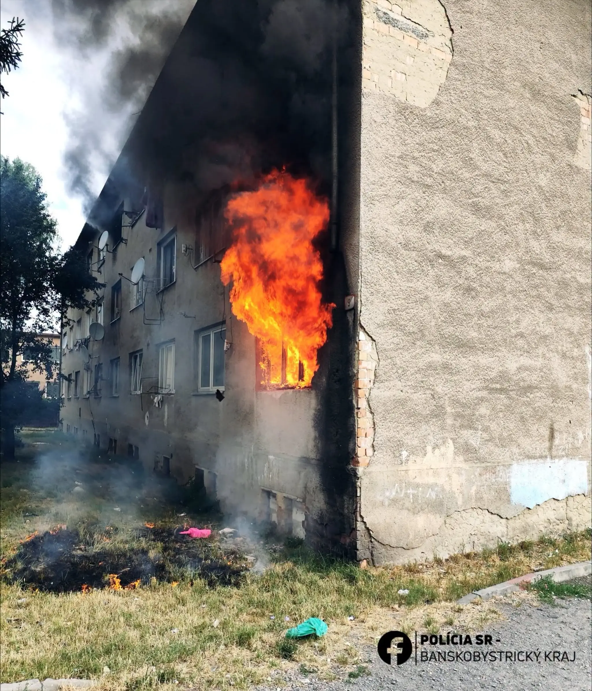 Požiar bytovky vo Fiľakove