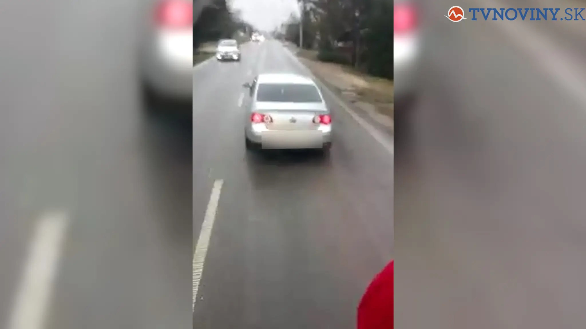 Pozrite si na VIDEU, čo urobil vodič Passatu cisterne so 40-tisíc litrami paliva