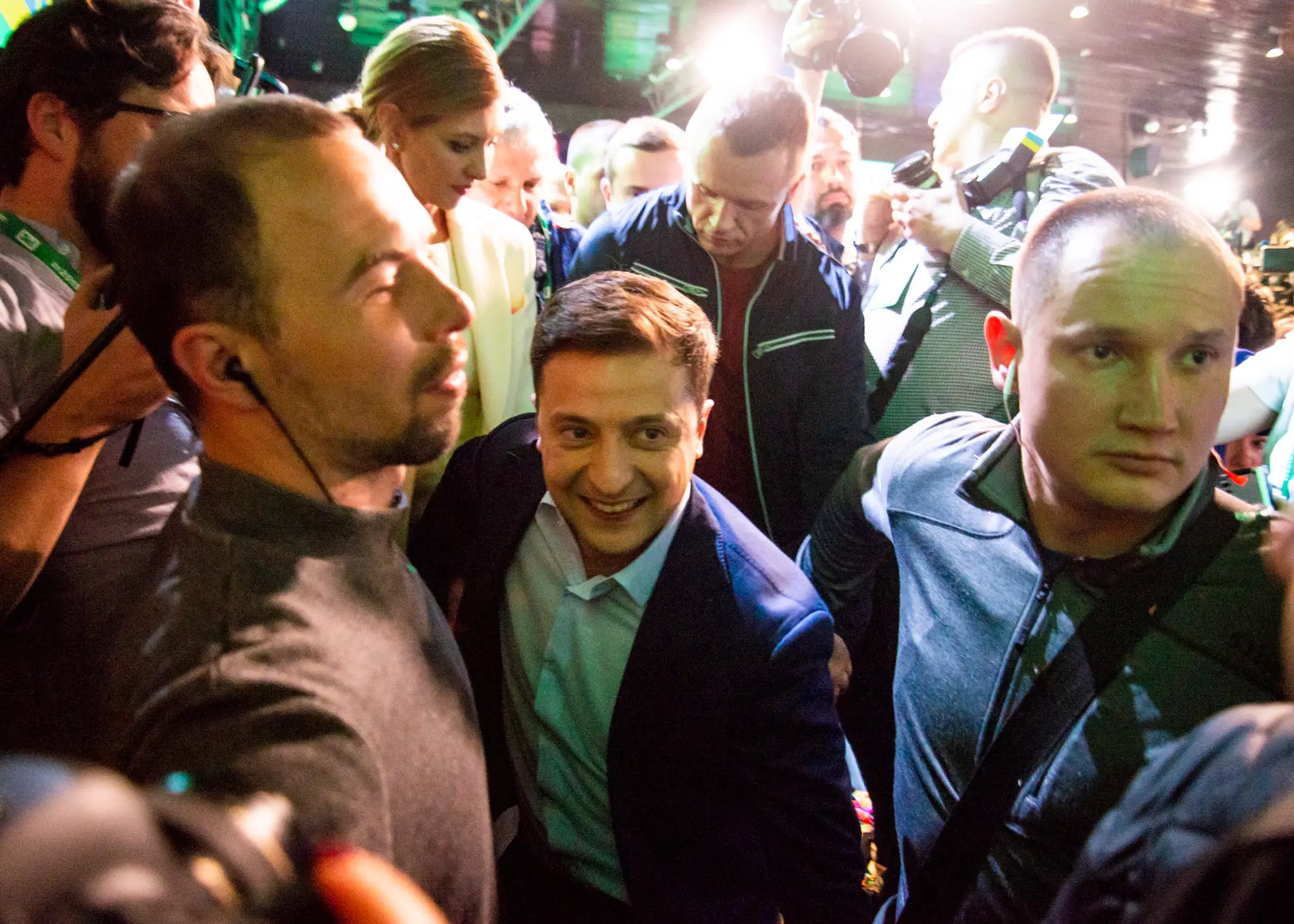 Komik Volodymyr Zelenskyj sa teší z výsledkov exit pollu.