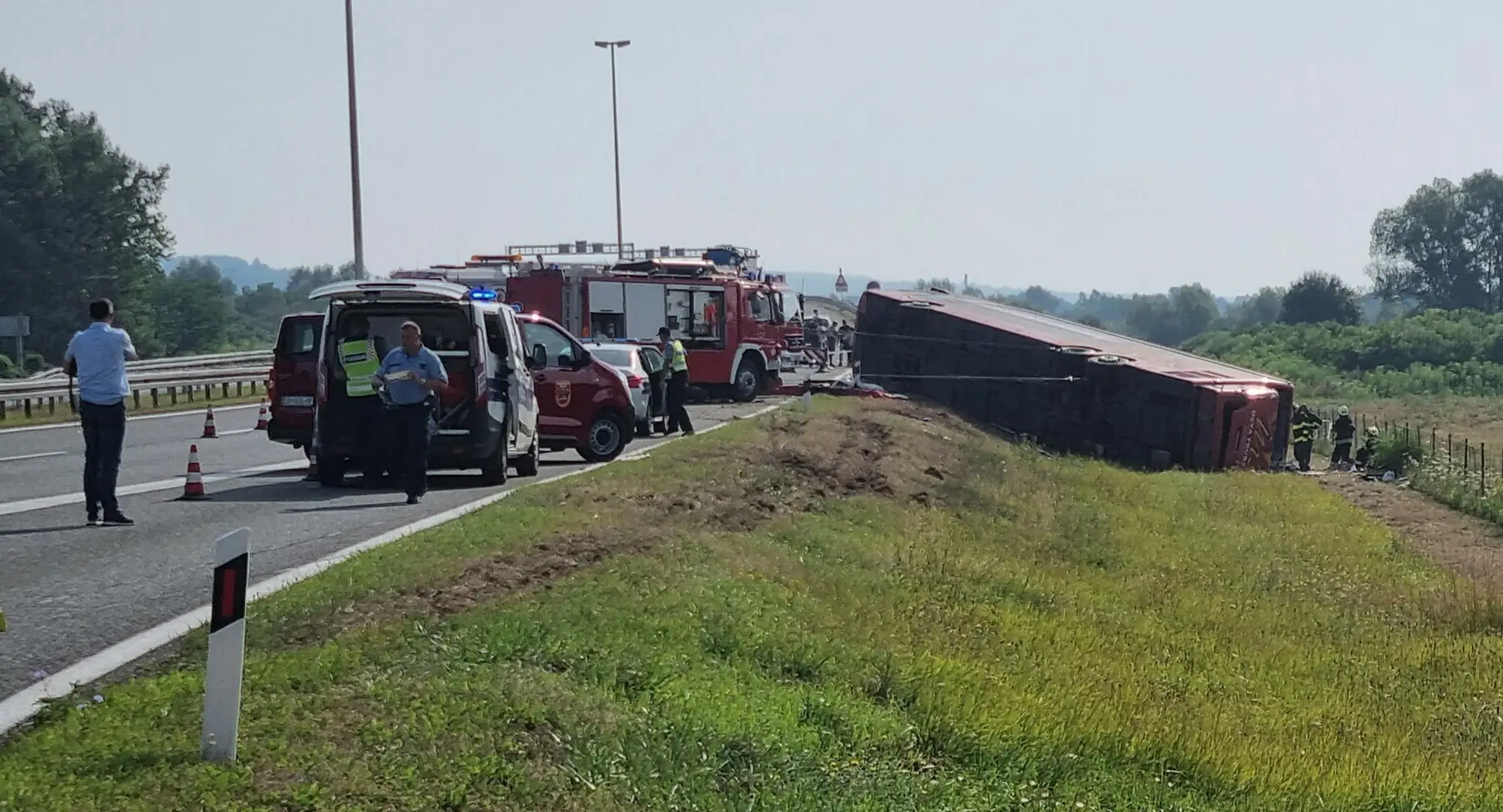 Havarovaný autobus v Chorvátsku.