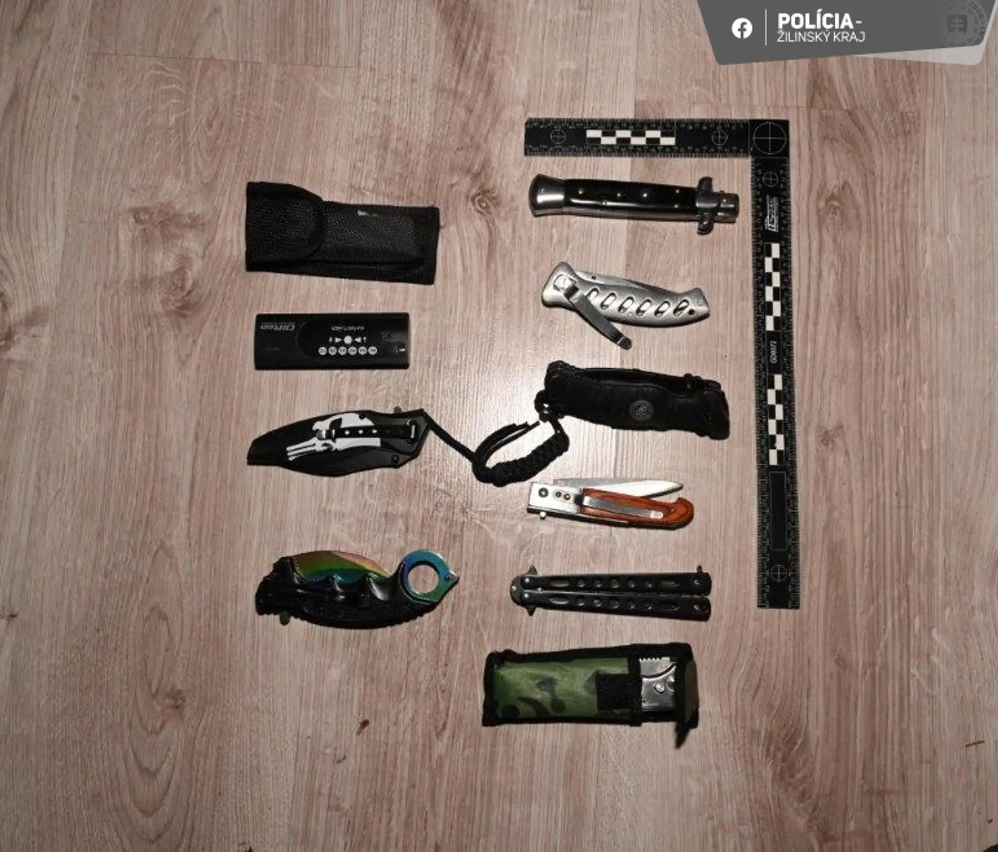 Čo všetko našla polícia u 18-ročného mladíka pri Žiline?