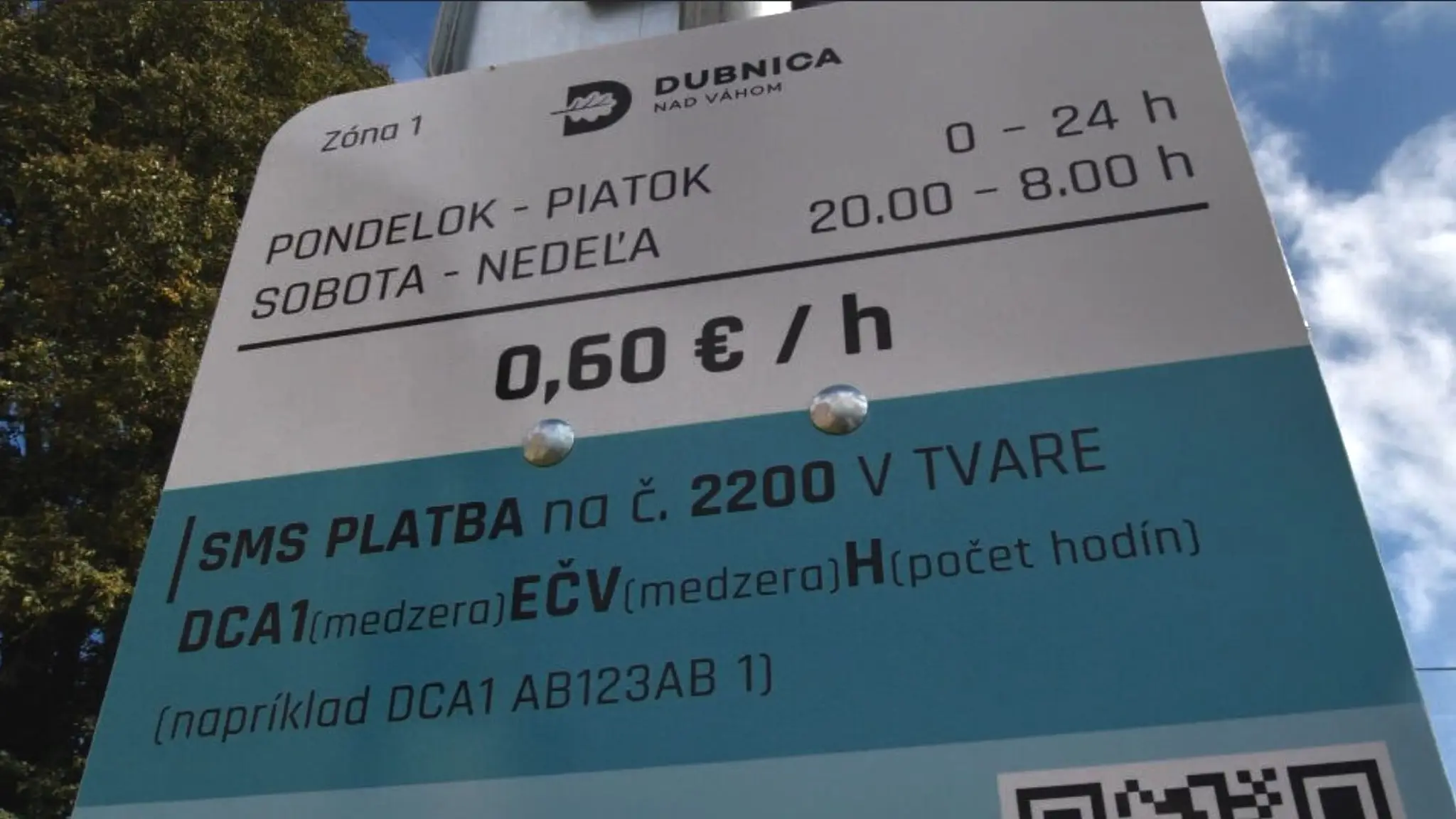 Za parkovanie majú platiť aj v Dubnici nad Váhom. 