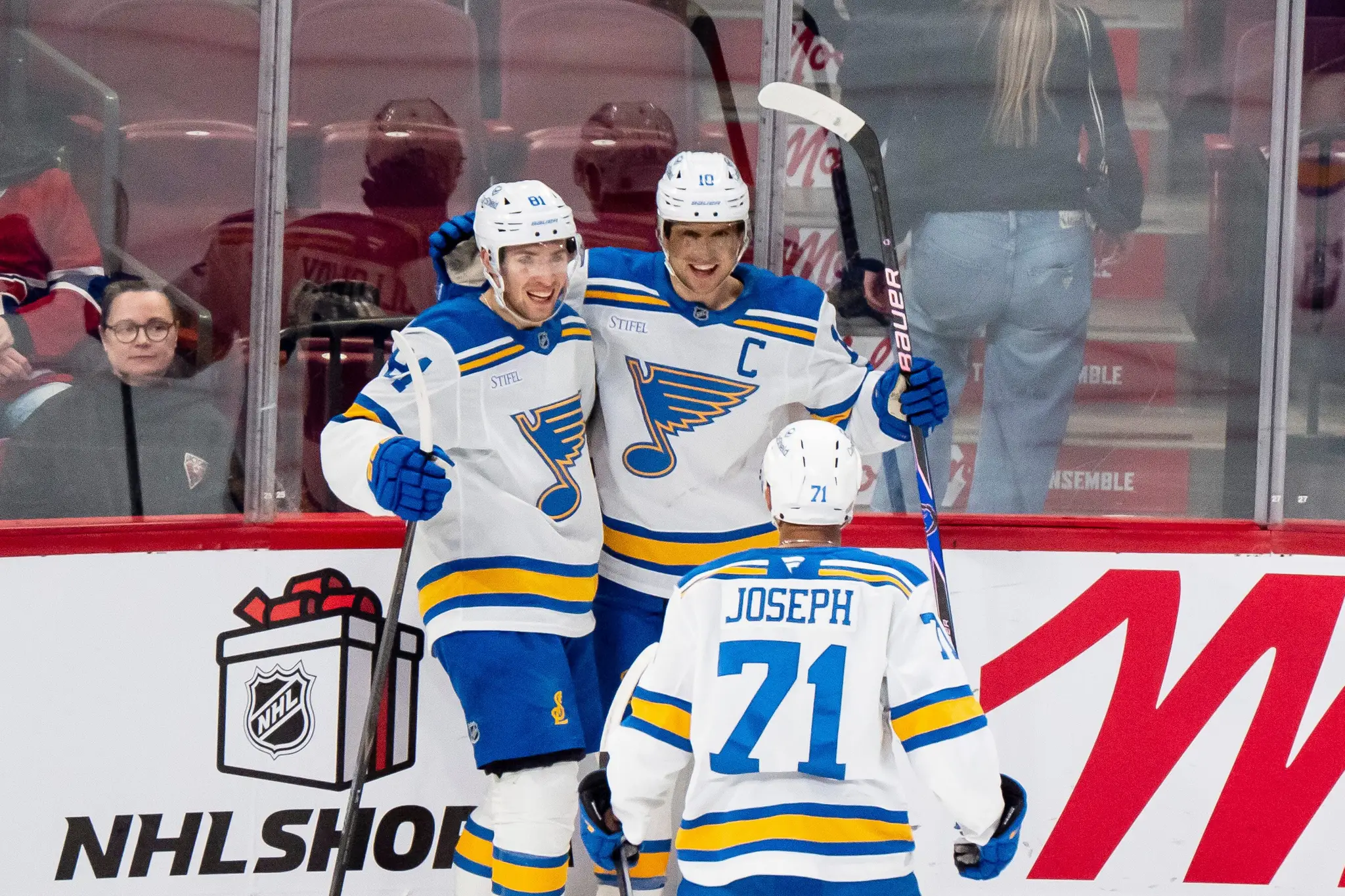 Gólová radosť hokejistov St. Louis Blues.