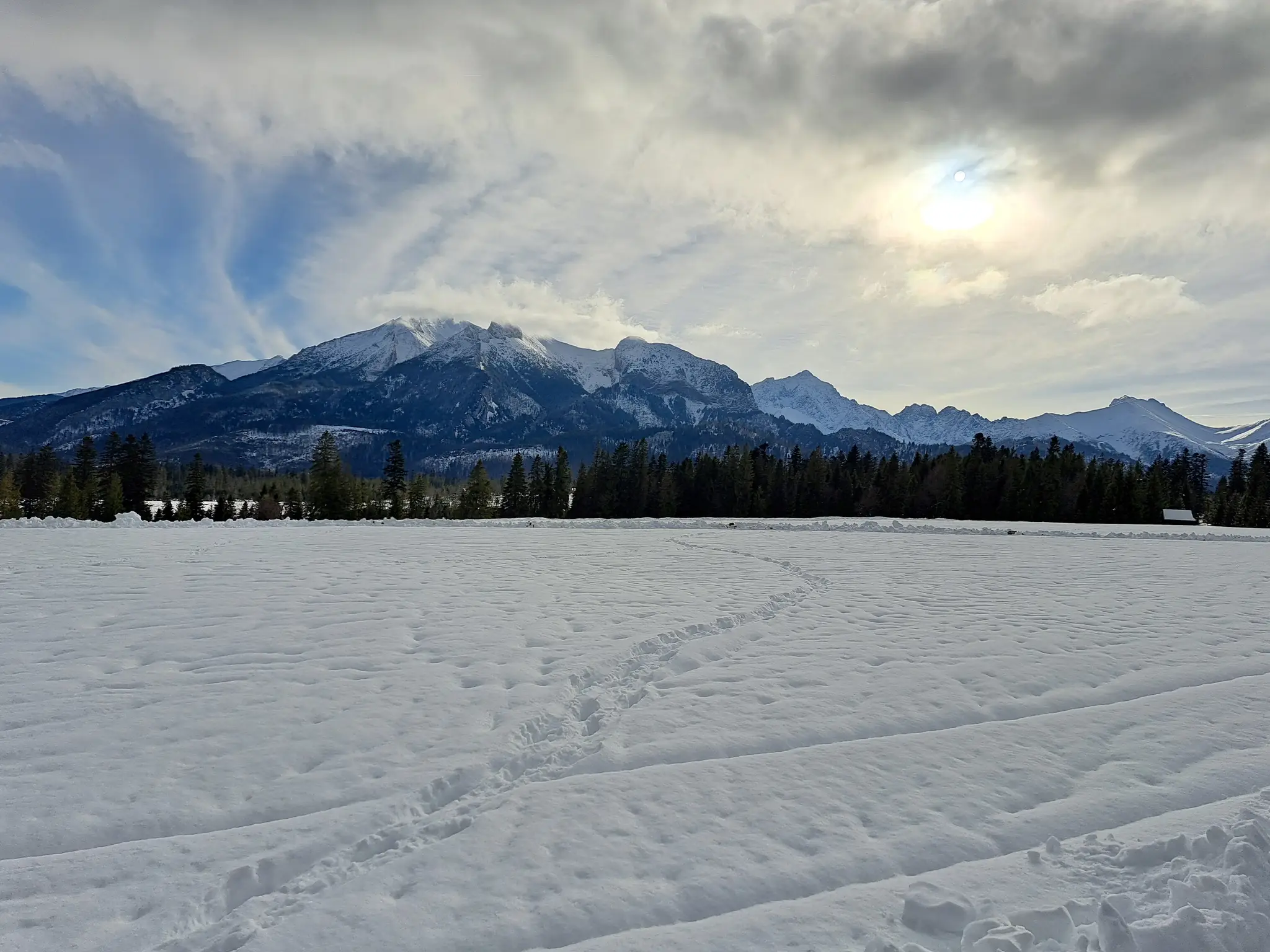 Na snímke pohľad na Belianske Tatry