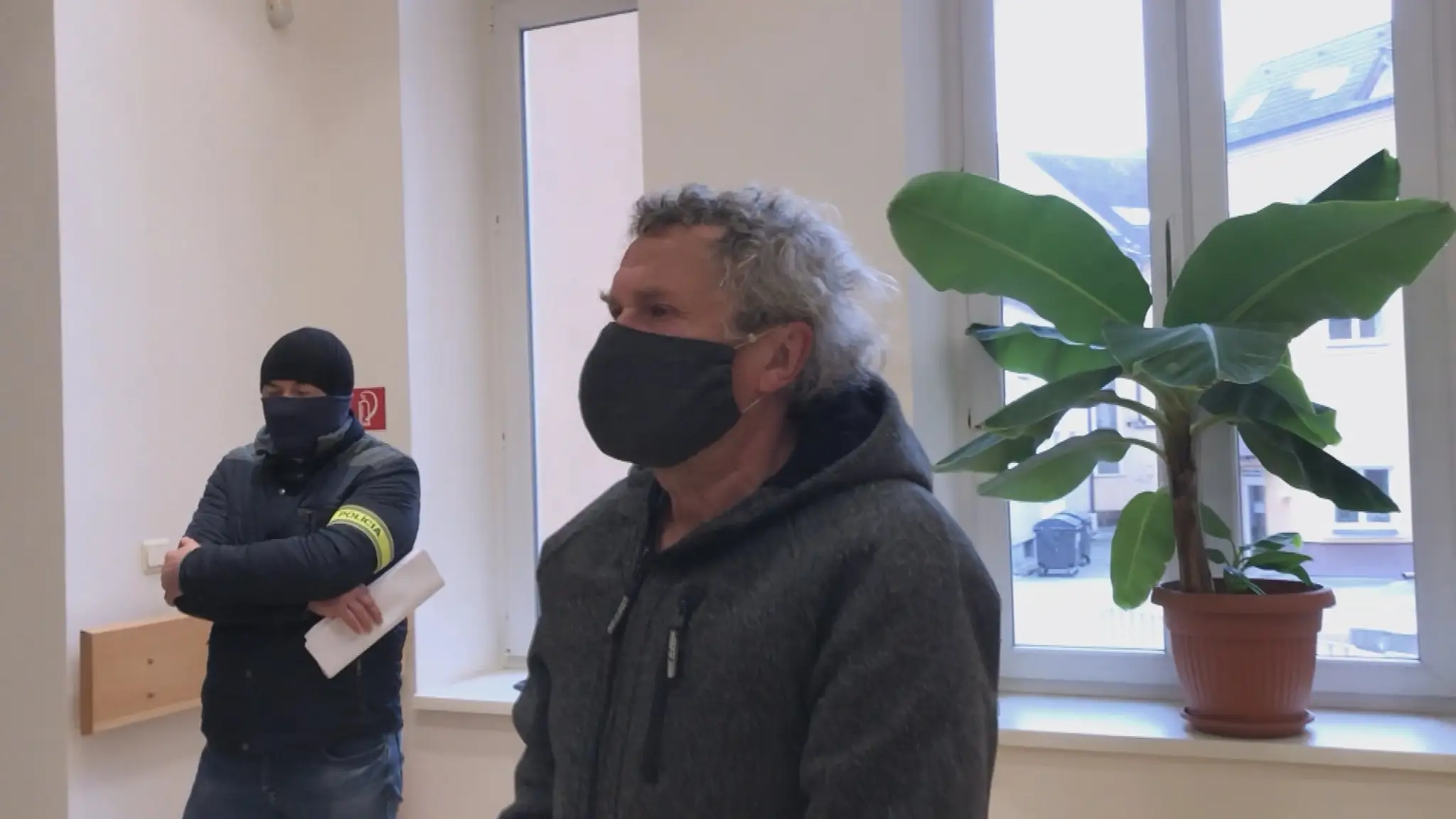 Miroslavovi hrozí 15 rokov za mrežami za krádež hamburgera.
