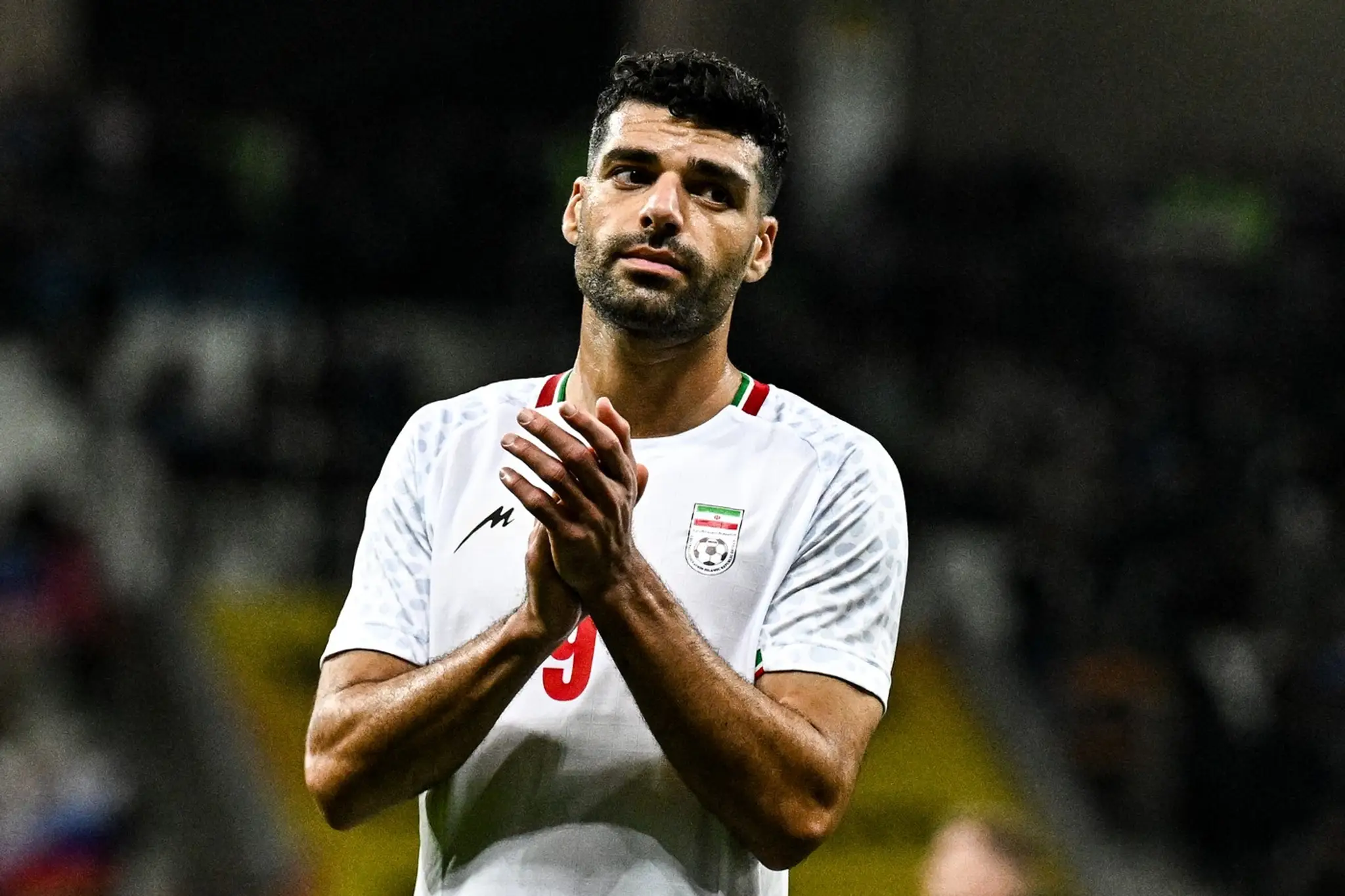 Futbalista Iránu Mehdi Taremi.