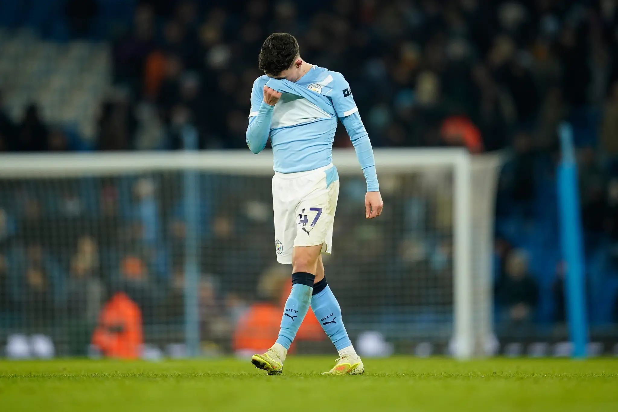 Sklamaný Phil Foden