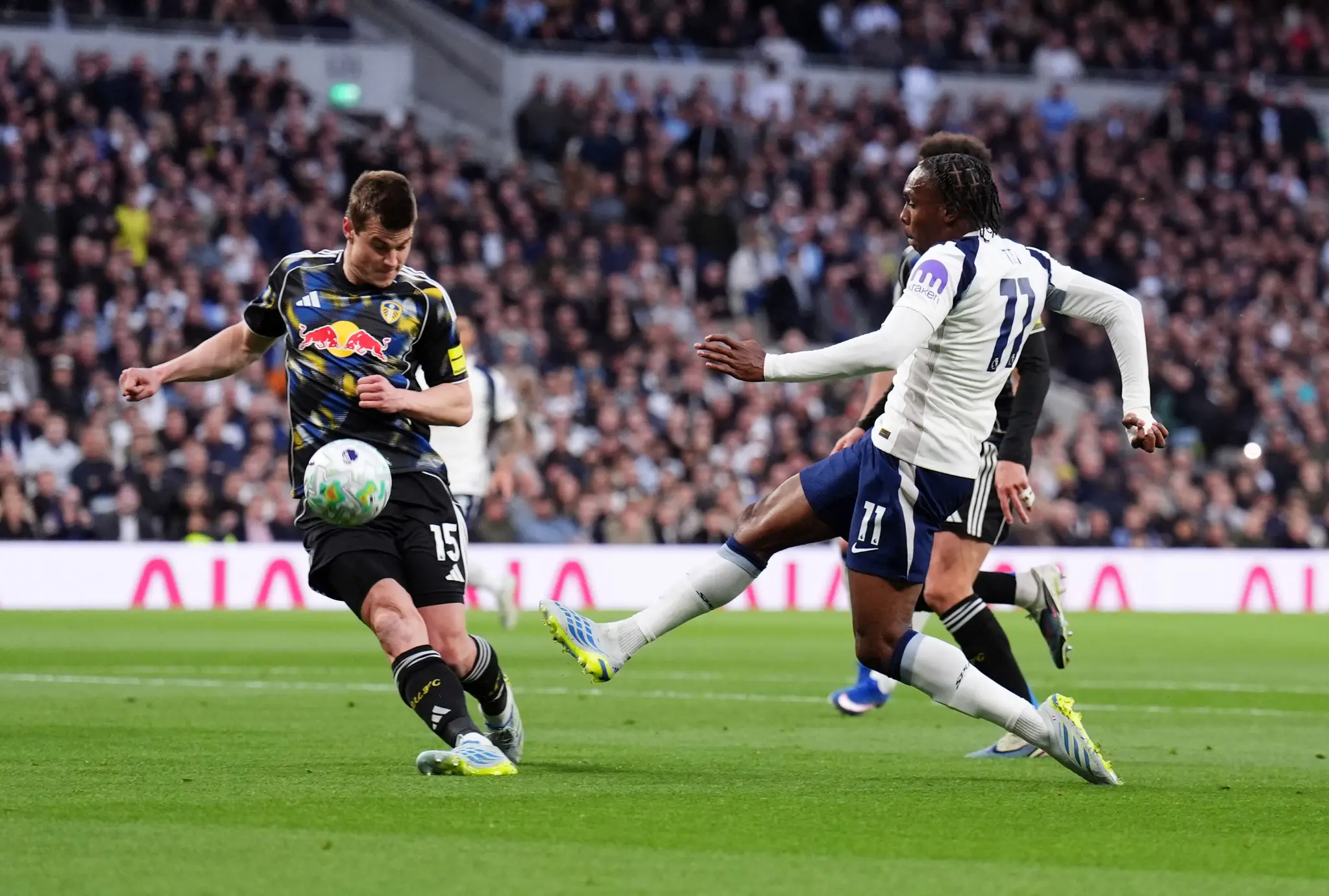 Futbalista Tottenhamu Hotspur Mathys Tel.