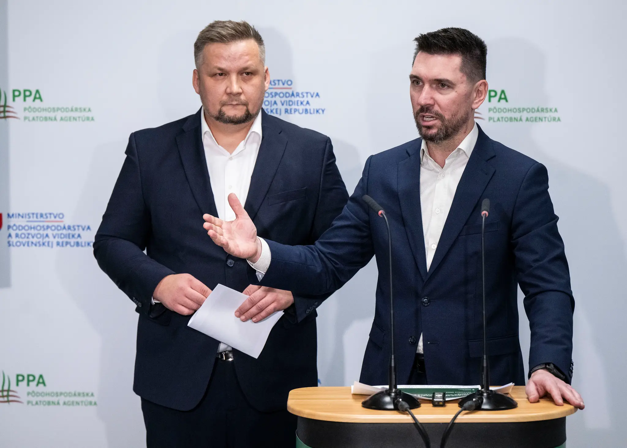 Riaditeľ PPA Marek Čepko a minister pôdohospodárstva Richard Takáč