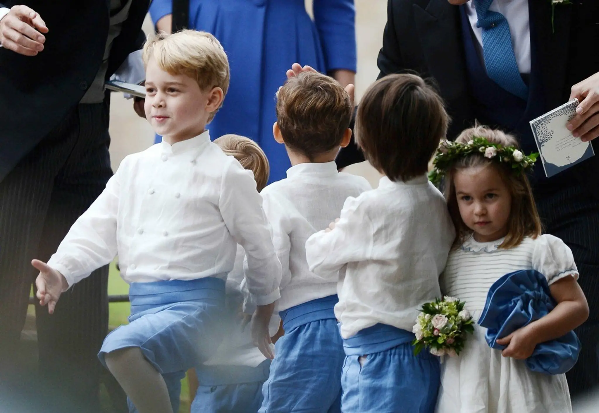 Princ George sa opäť predviedol. Nevestu si vďaka nemu nikto nevšímal
