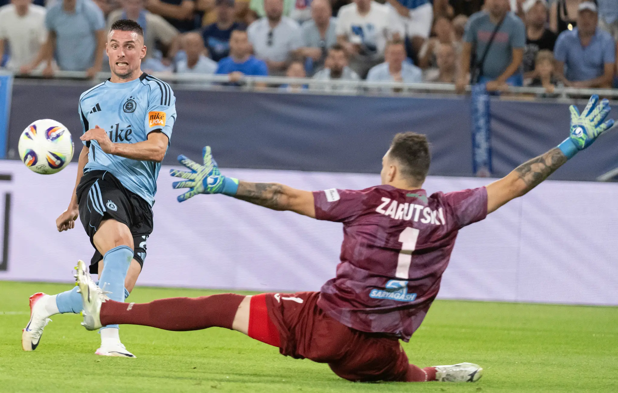 Róbert Mak bol jediným strelcom Slovana proti Kajratu Almaty