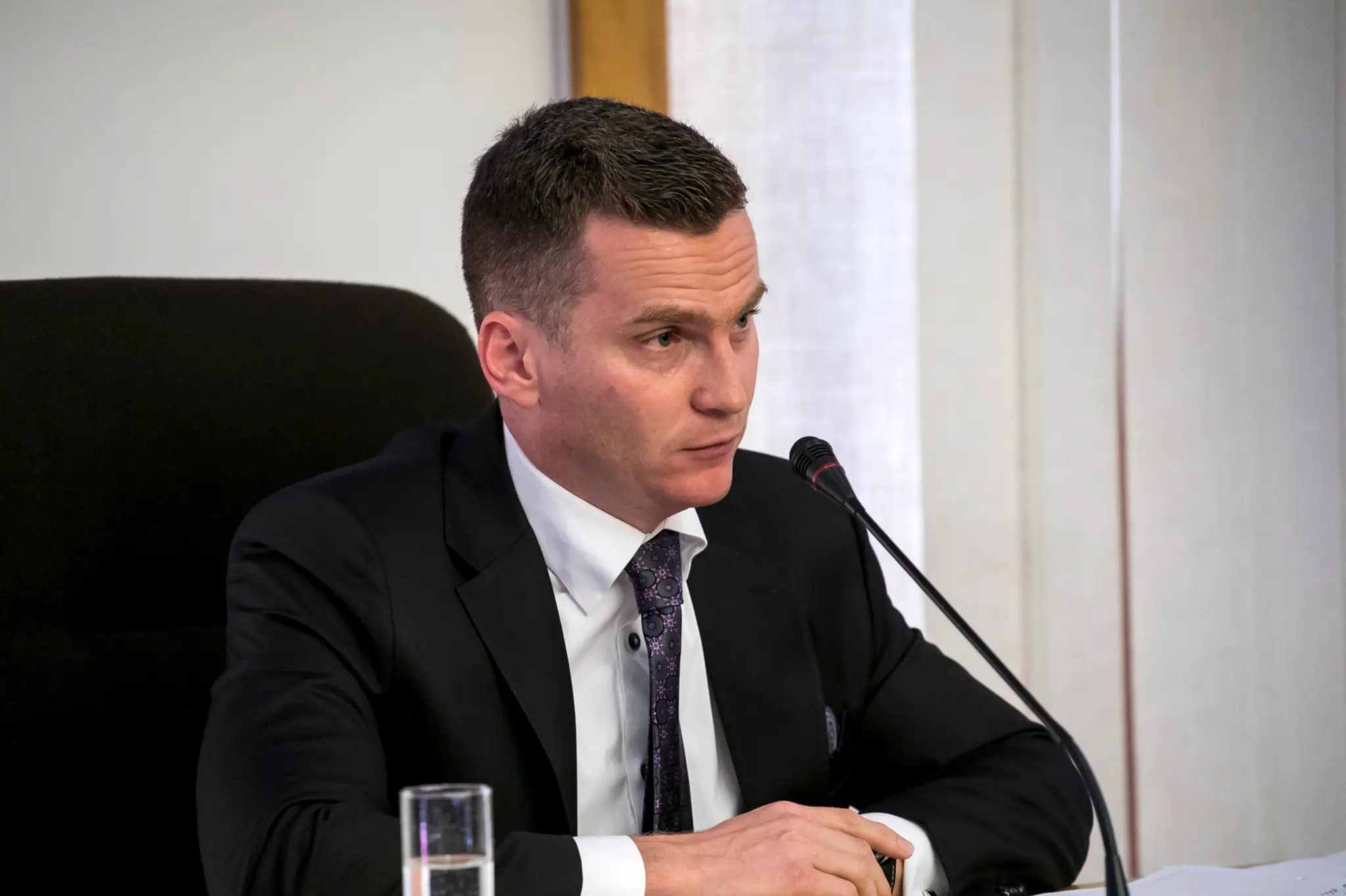 Vláda si vybrala kandidáta na šéfa Úradu pre verejné obstarávanie.