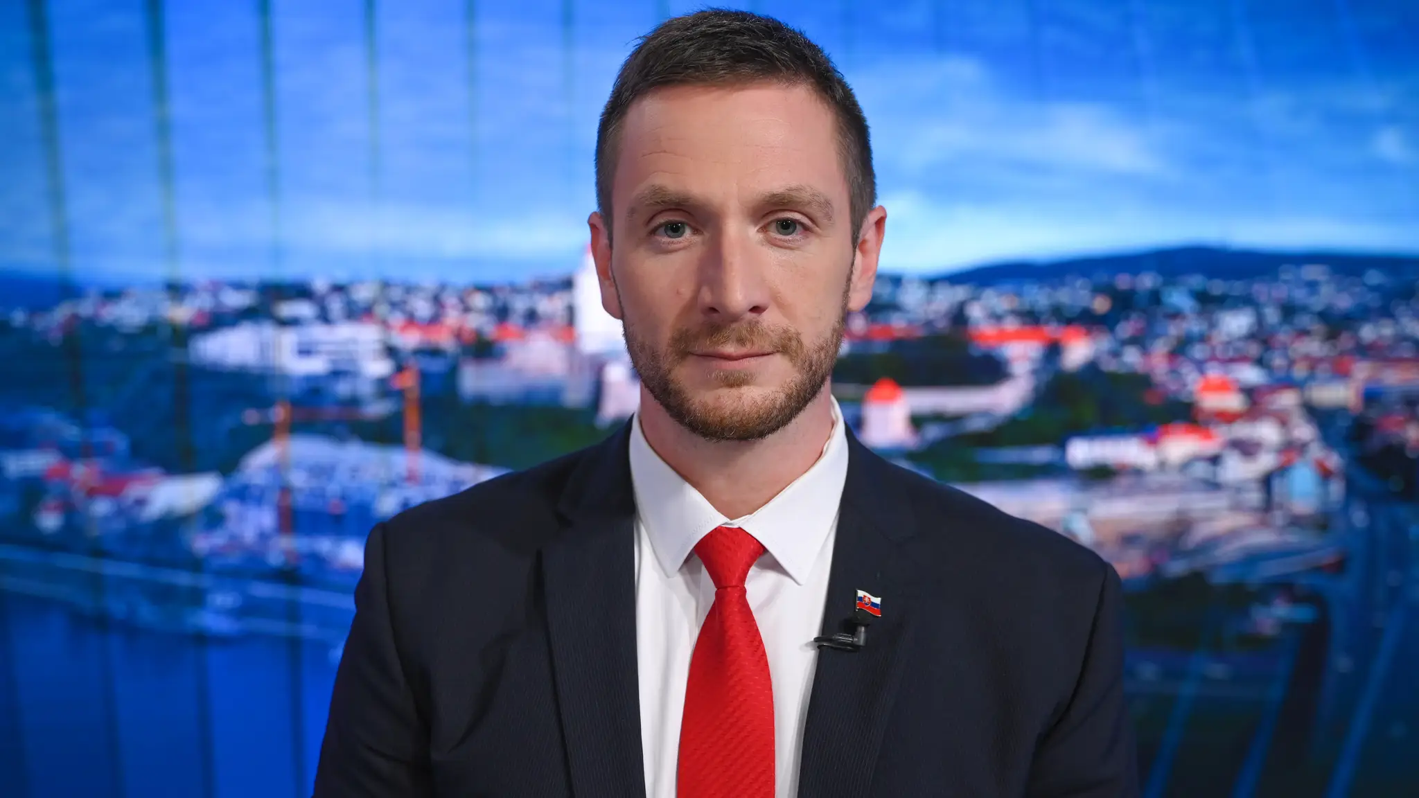 Milan Uhrík v relácii Na telo
