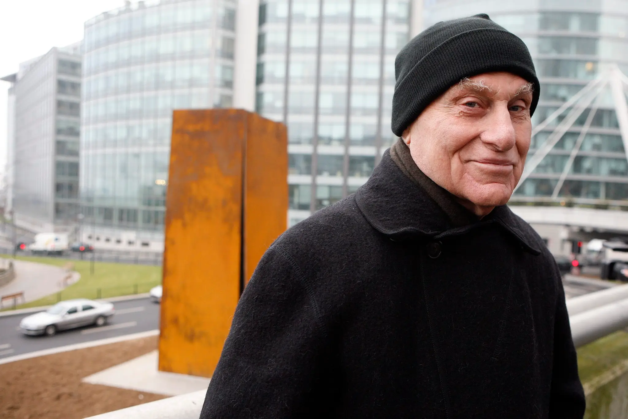 Na snímke sochár Richard Serra.